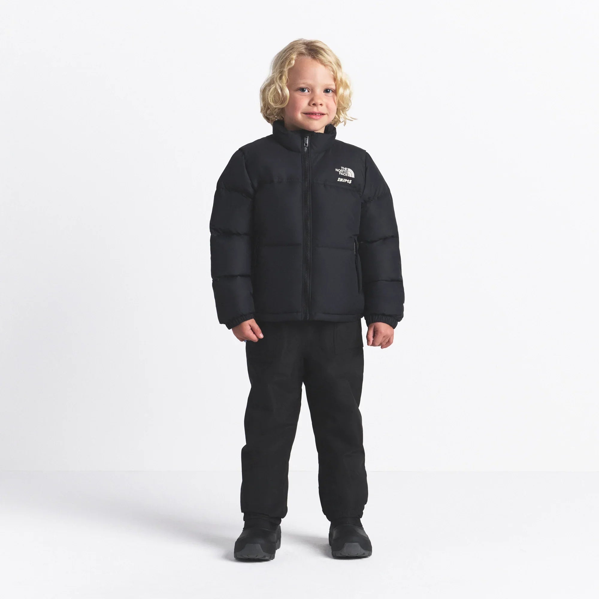 THE NORTH FACE X SKIMS KIDS’ 1996 NUPTSE JACKET | ONYX - Mind Türkiye