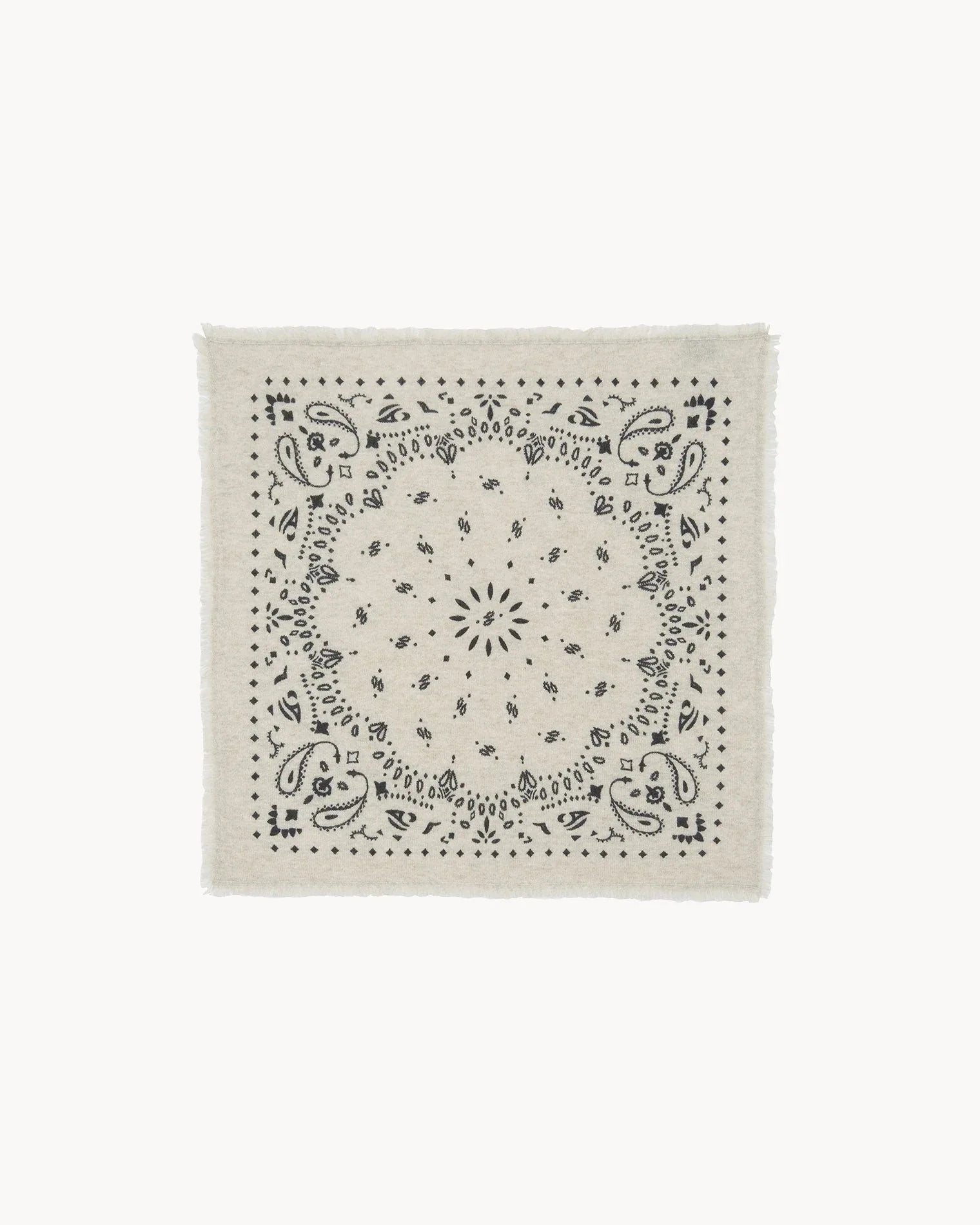 KUJTEN Small Bandana Hachi Oats White – Bandana - Mind Türkiye