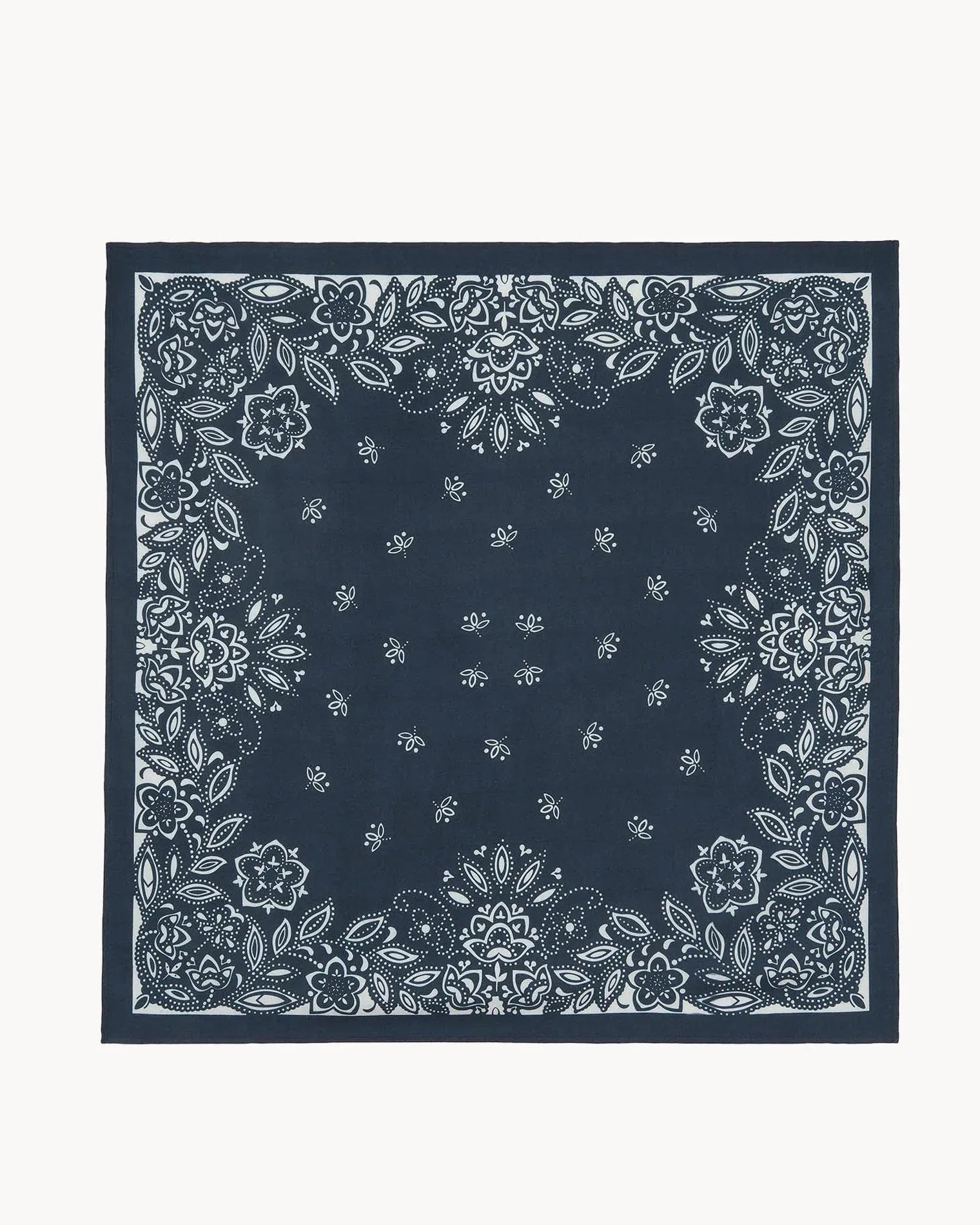 KUJTEN Large Bandana Helia Black – Bandana - Mind Türkiye