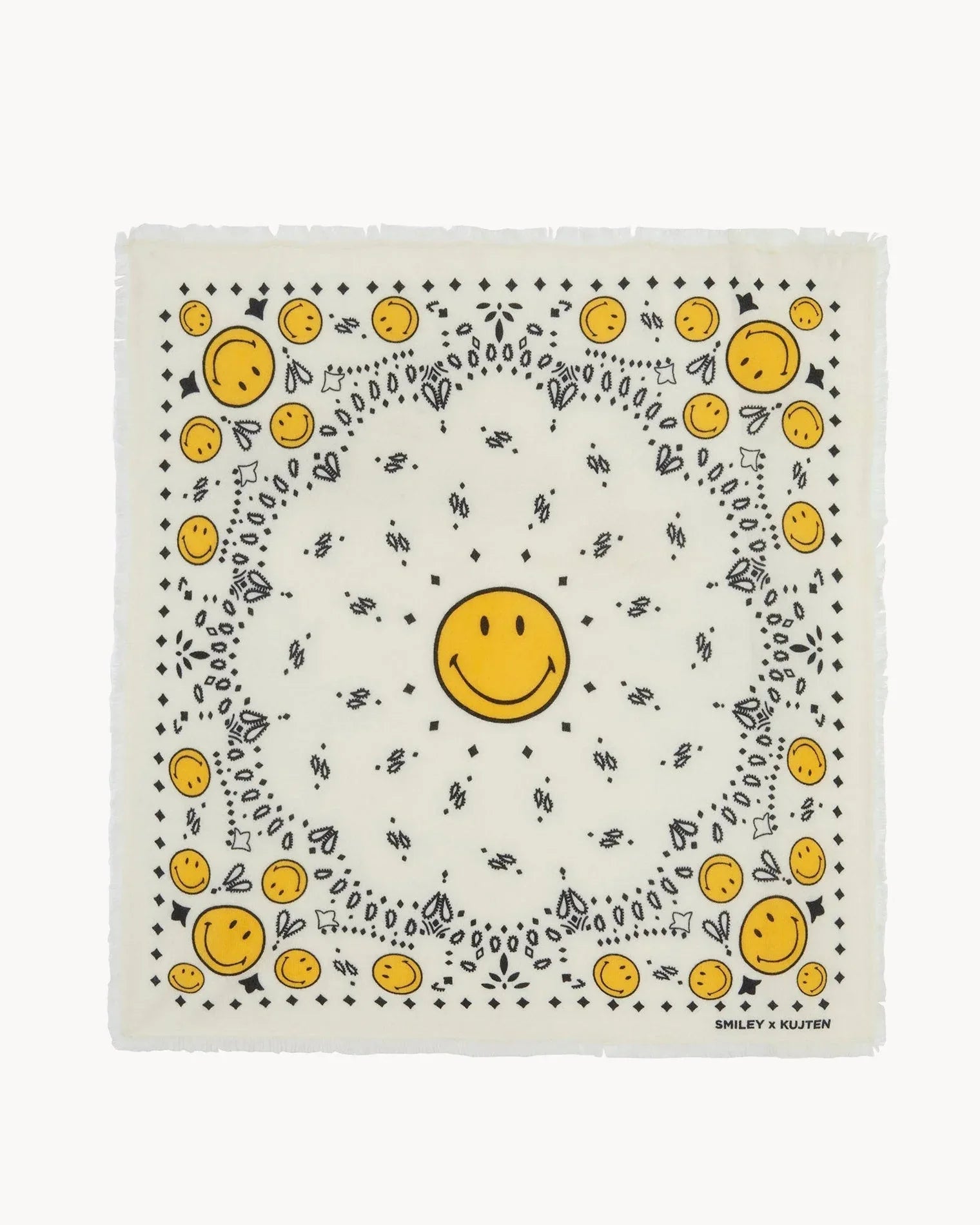 KUJTEN Large Bandana Hachiko Smiley White – Bandana - Mind Türkiye