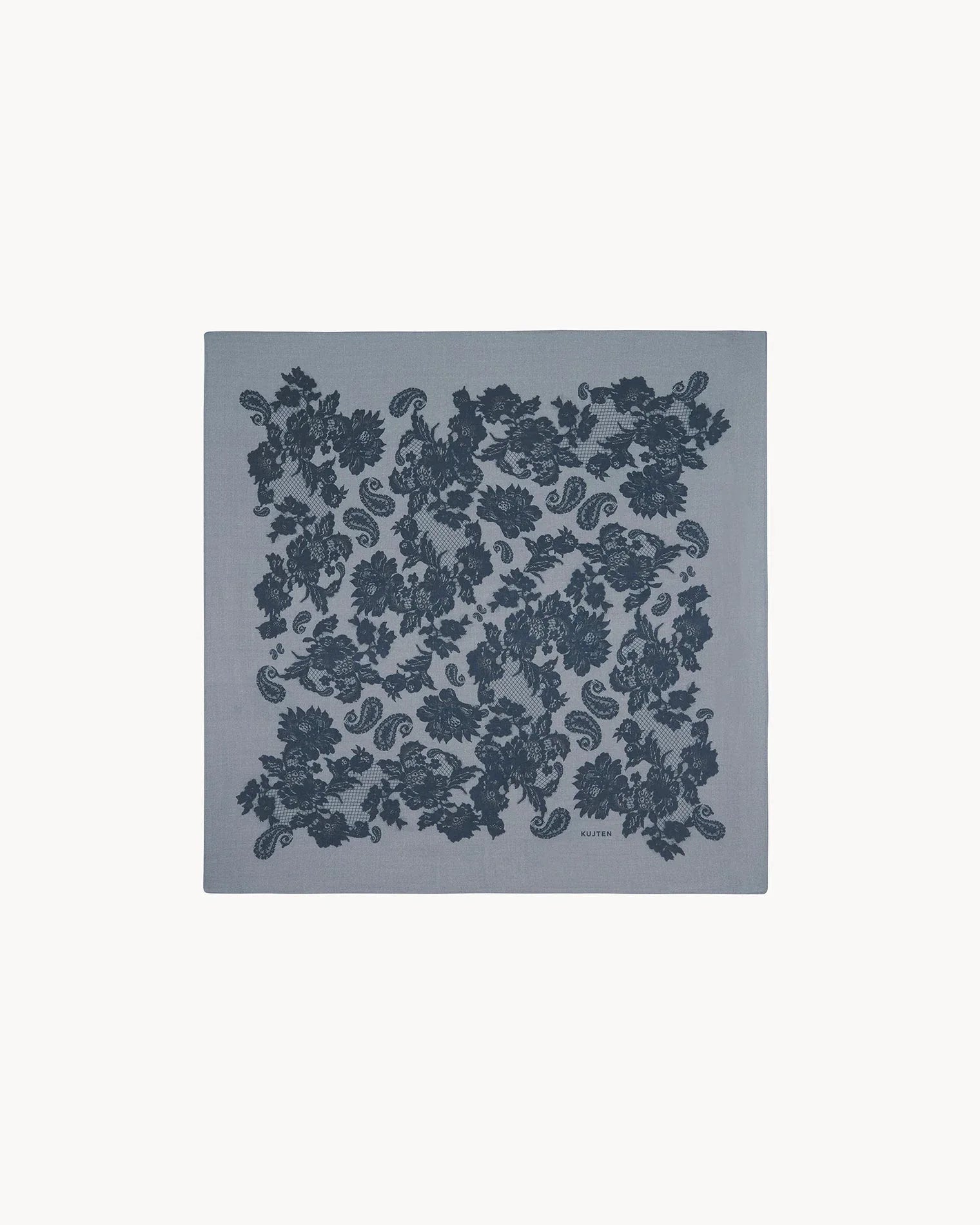 KUJTEN Small Bandana Hachi Lace Flannel Gray – Bandana - Mind Türkiye