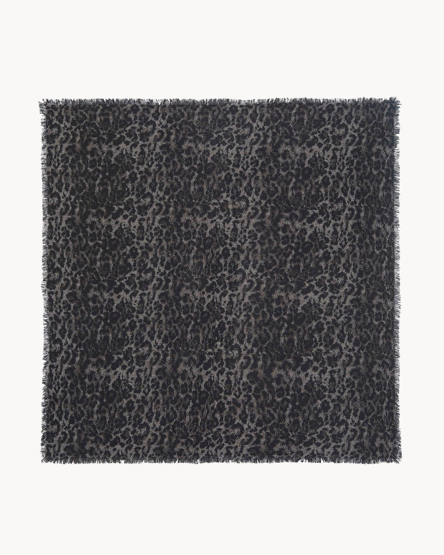 KUJTEN Large Bandana Hachiko Snow Panther Taupe – Bandana