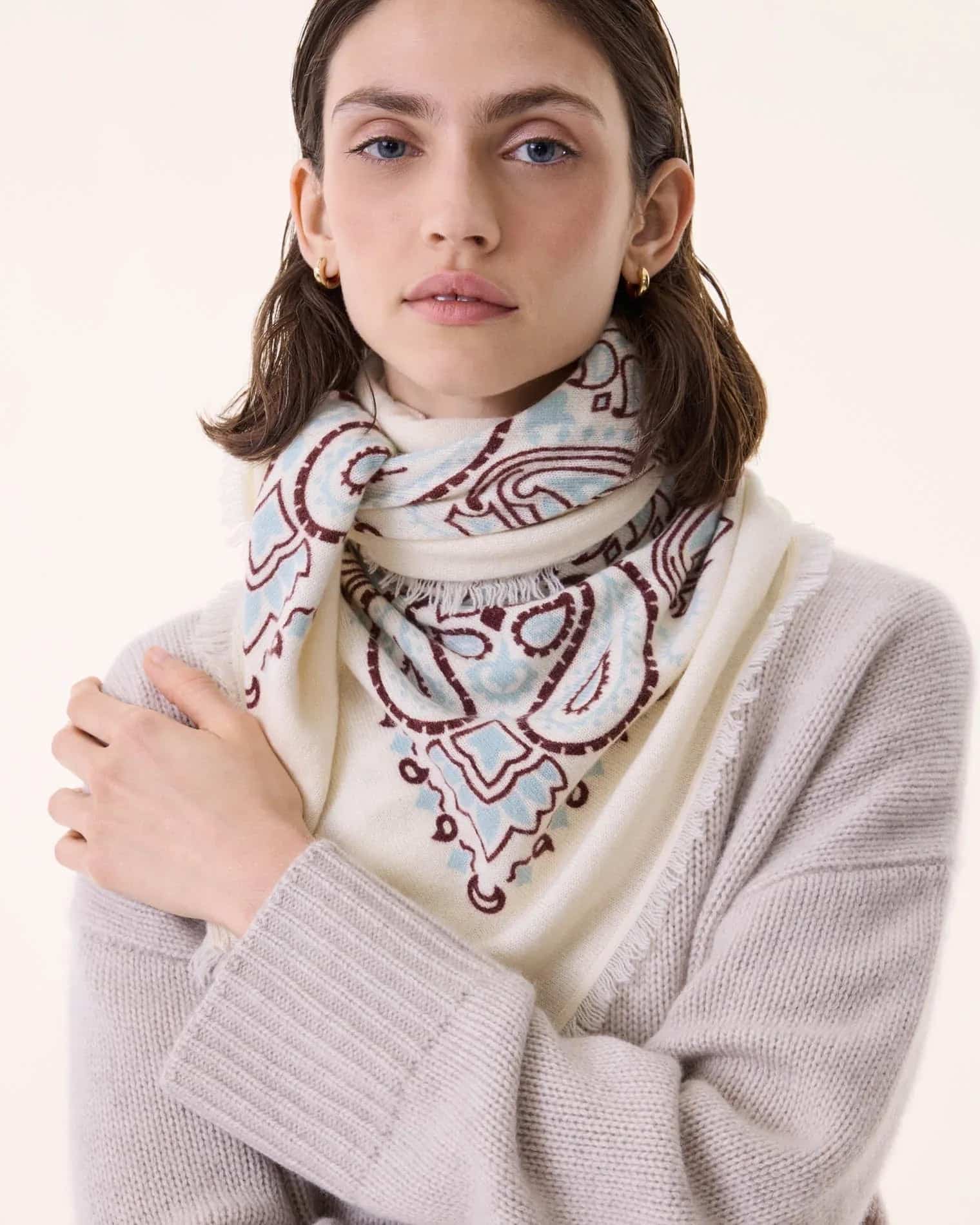 KUJTEN Large Bandana Hachiko Bico White, Burgundy Sienna – Bandana - Mind Türkiye