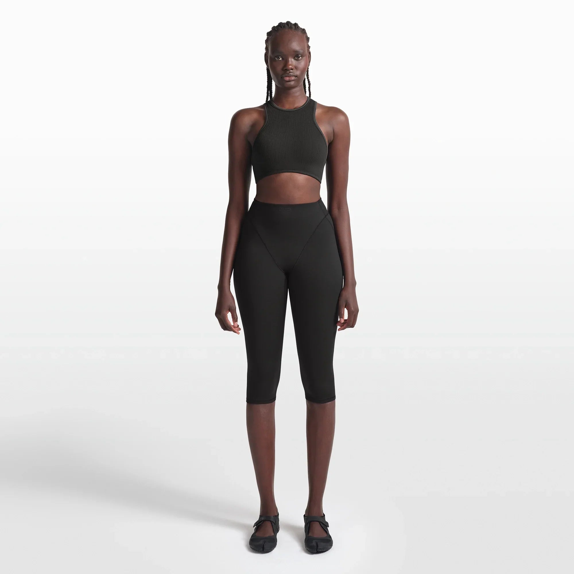 NikeSKIMS RIBBED SEAMLESS RACER FRONT BRA | OBSIDIAN - Mind Türkiye
