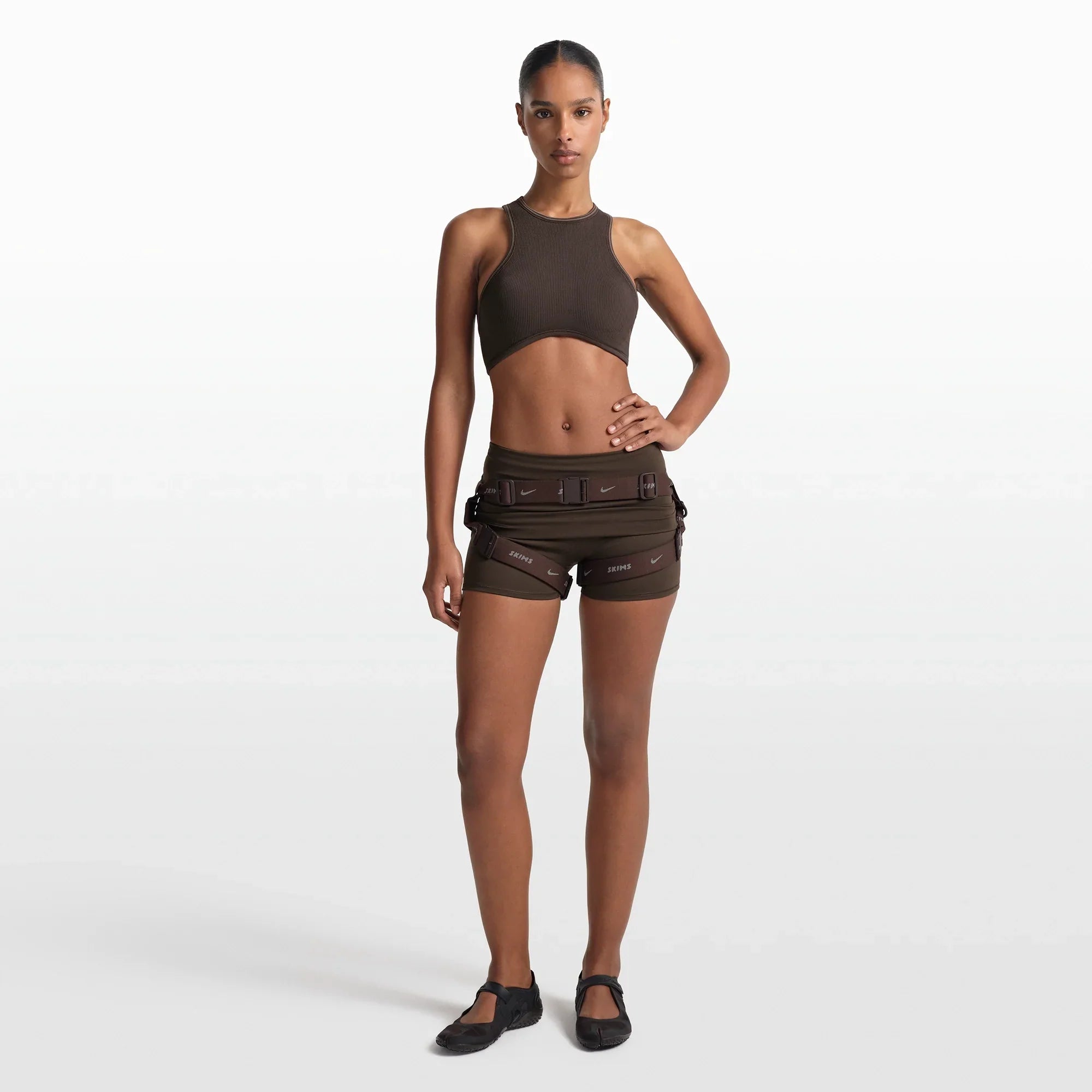 NikeSKIMS RIBBED SEAMLESS RACER FRONT BRA | PHOENIX - Mind Türkiye