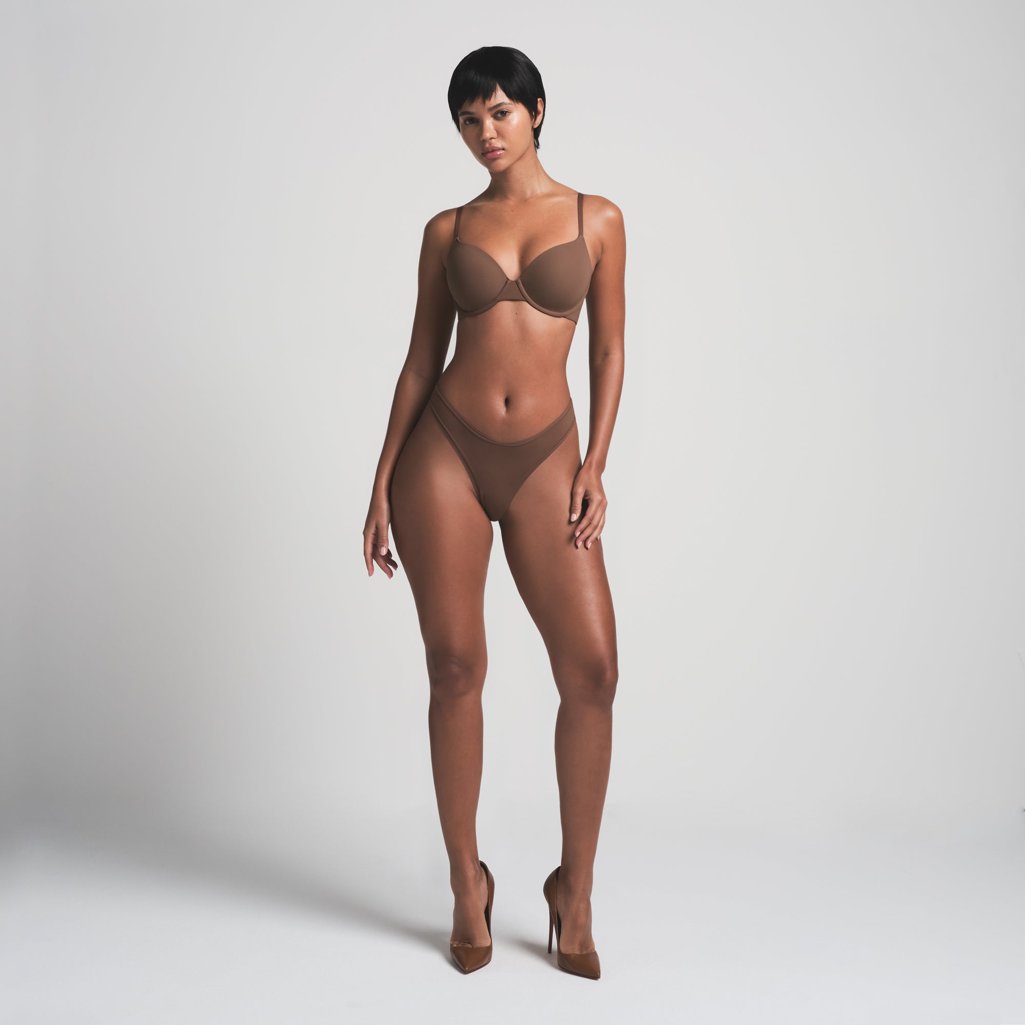 SKIMS FITS EVERYBODY T-SHIRT BRA | JASPER - Mind Türkiye