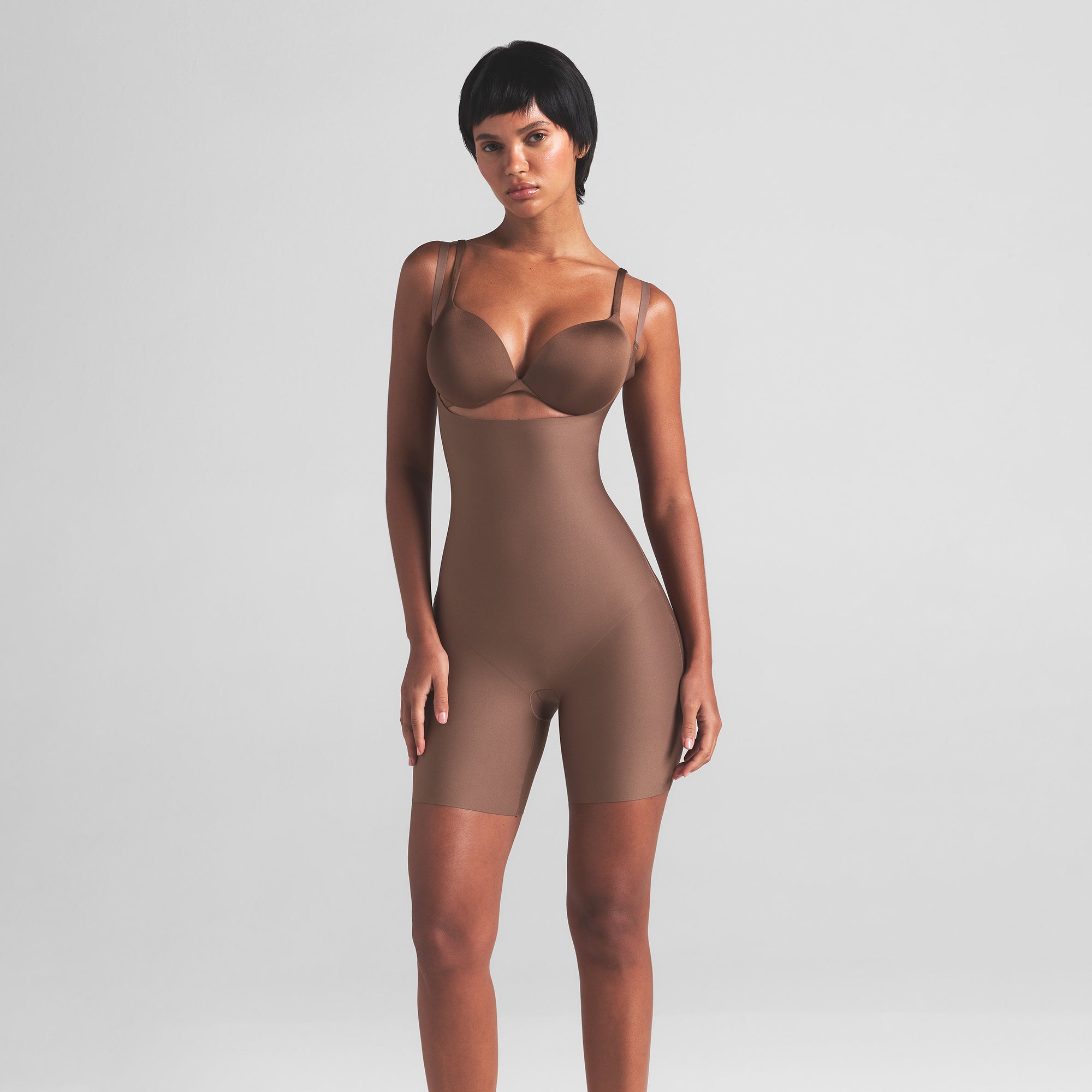SKIMS BODY CORE SCULPT OPEN BUST MID THIGH BODYSUIT | JASPER - Mind Türkiye