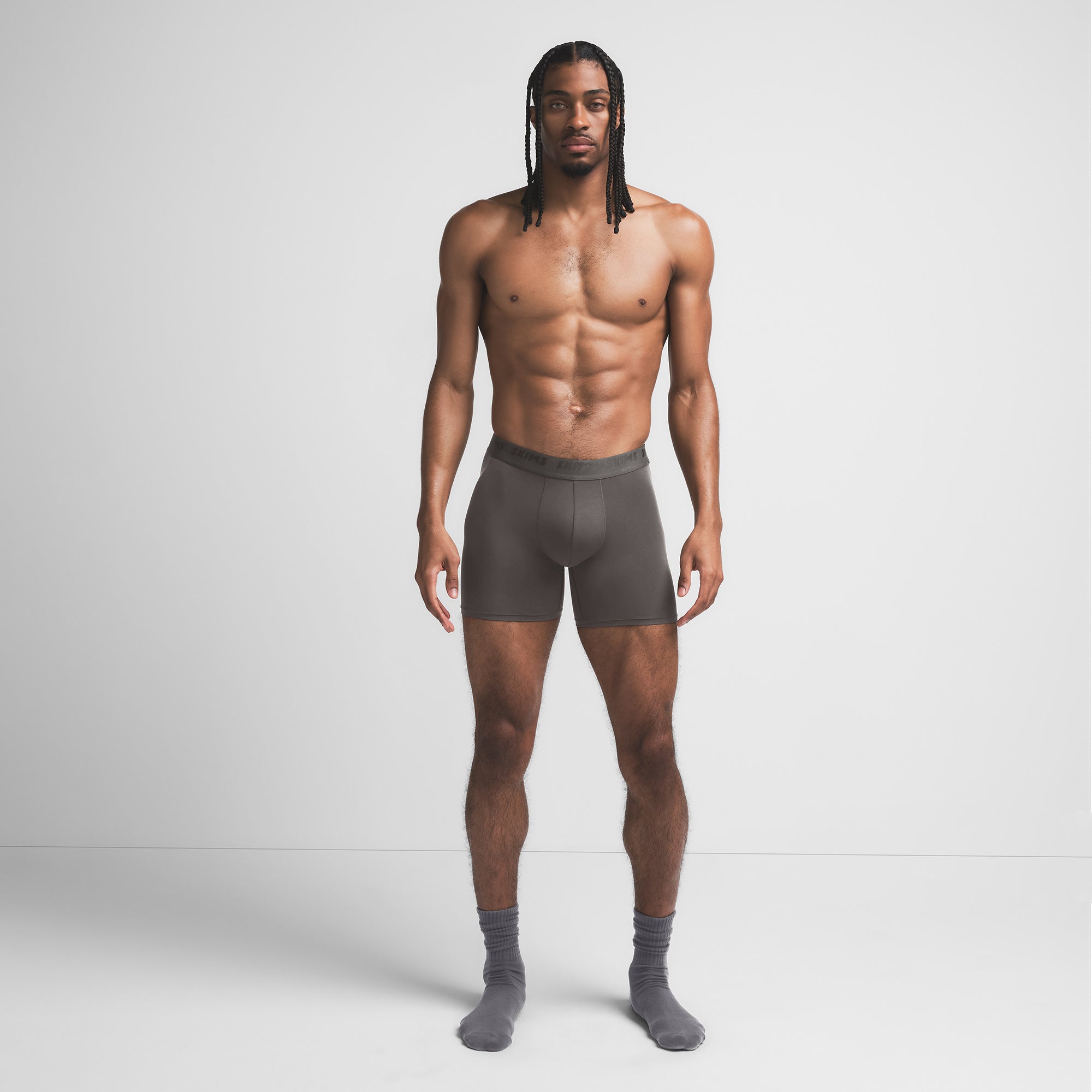 SKIMS STRETCH MENS 5″ BOXER BRIEF | GUNMETAL - Mind Türkiye