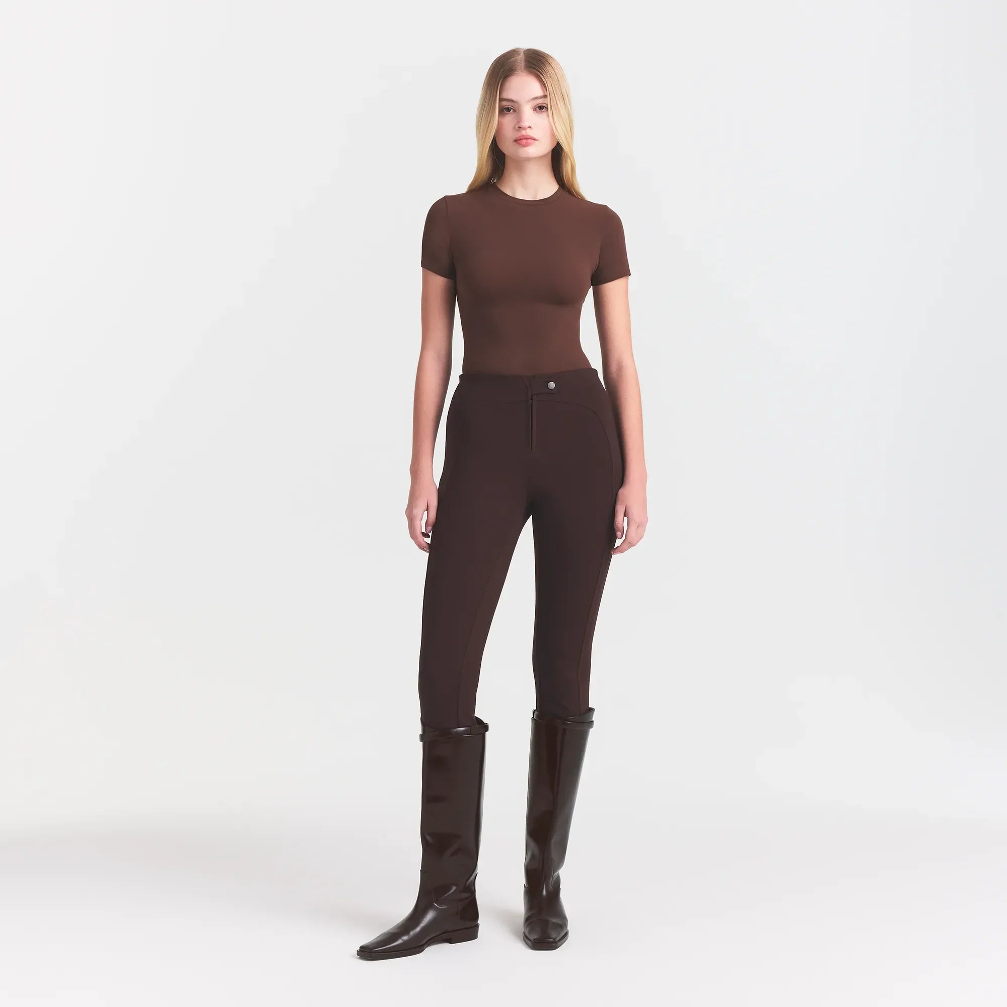 SKIMS THE ESSENTIAL COLLECTION ZIP FRONT LEGGING | ESPRESSO - Mind Türkiye