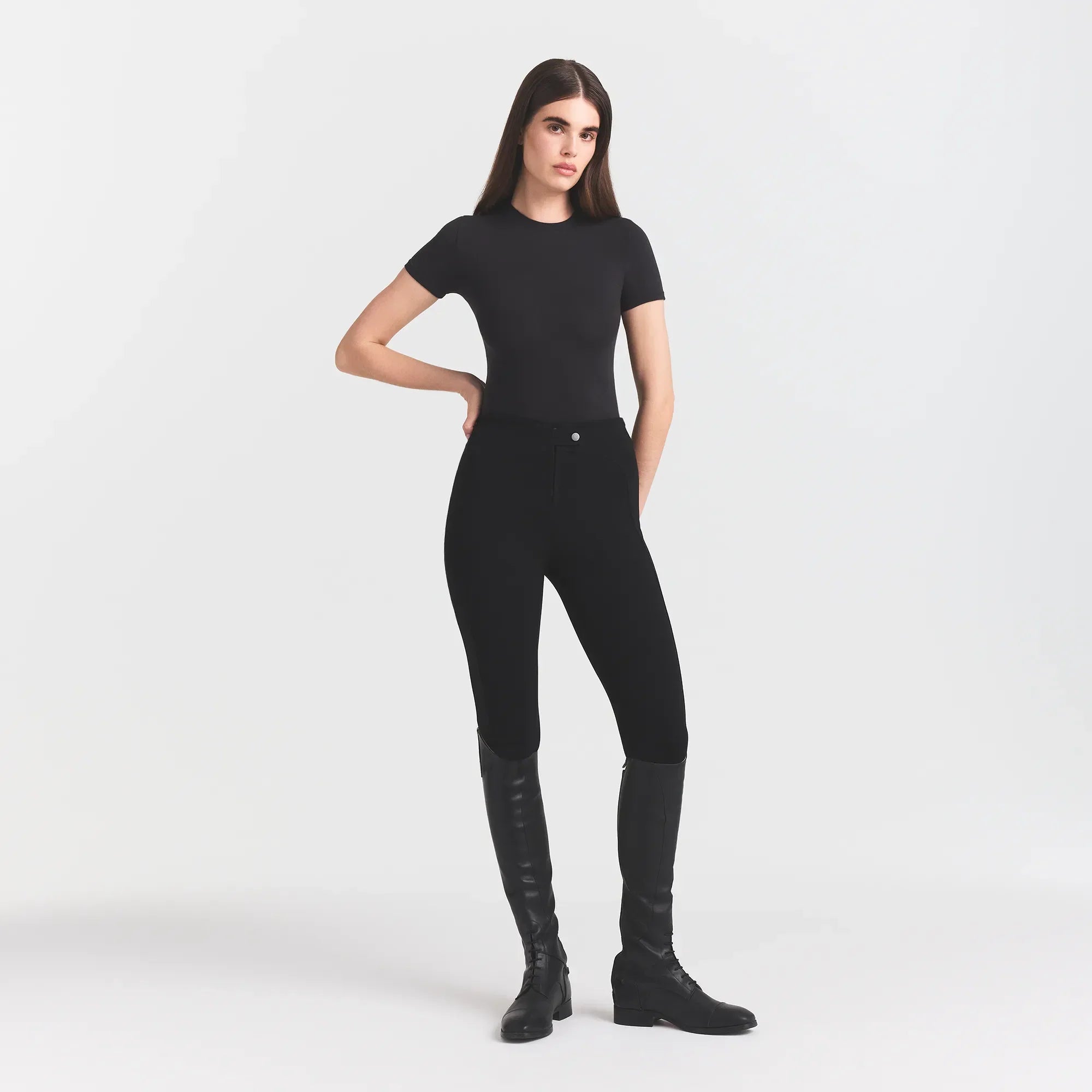 SKIMS THE ESSENTIAL COLLECTION ZIP FRONT LEGGING | OBSIDIAN - Mind Türkiye
