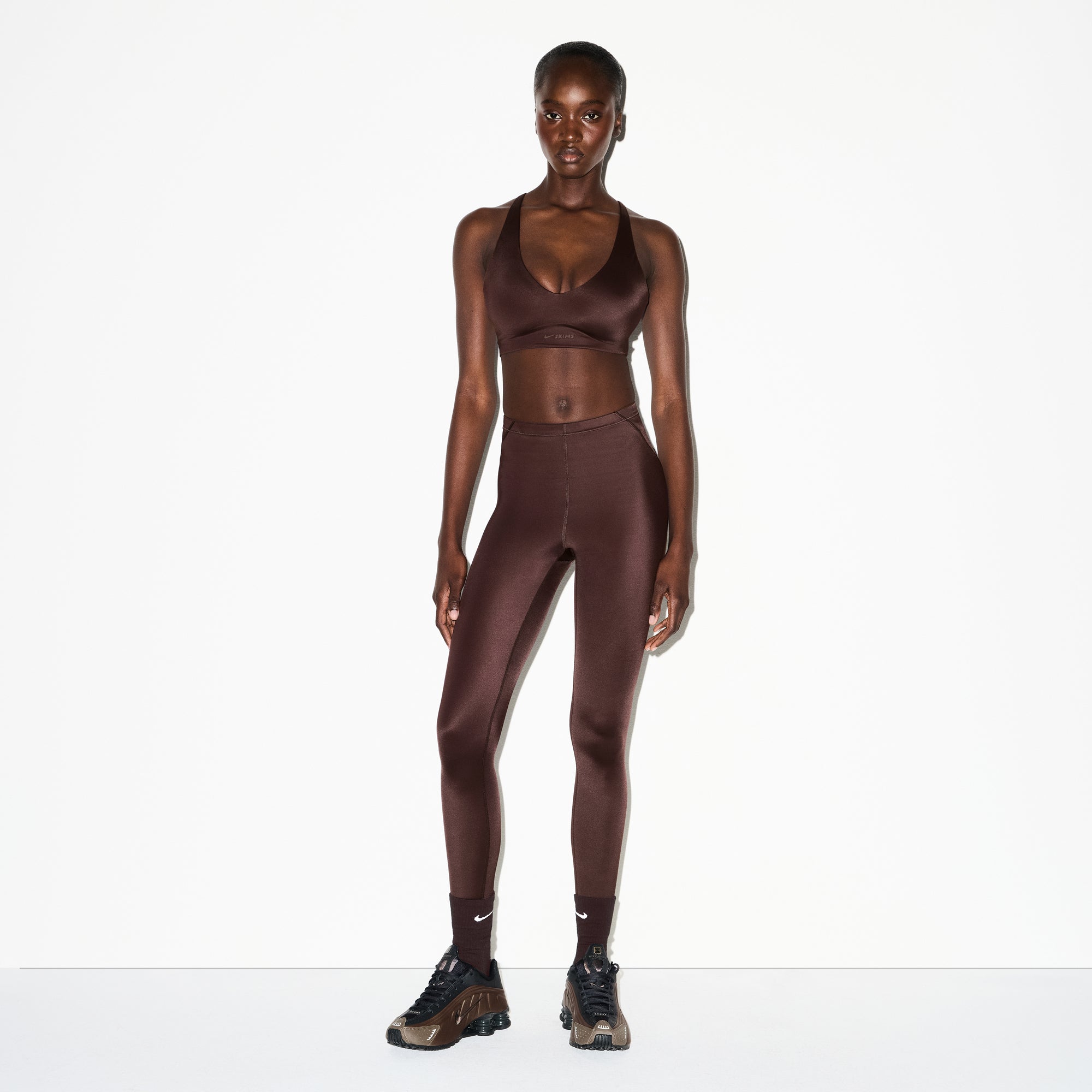 NikeSKIMS SHINE DRAWCORD 26″ LEGGING | PHOENIX - Mind Türkiye