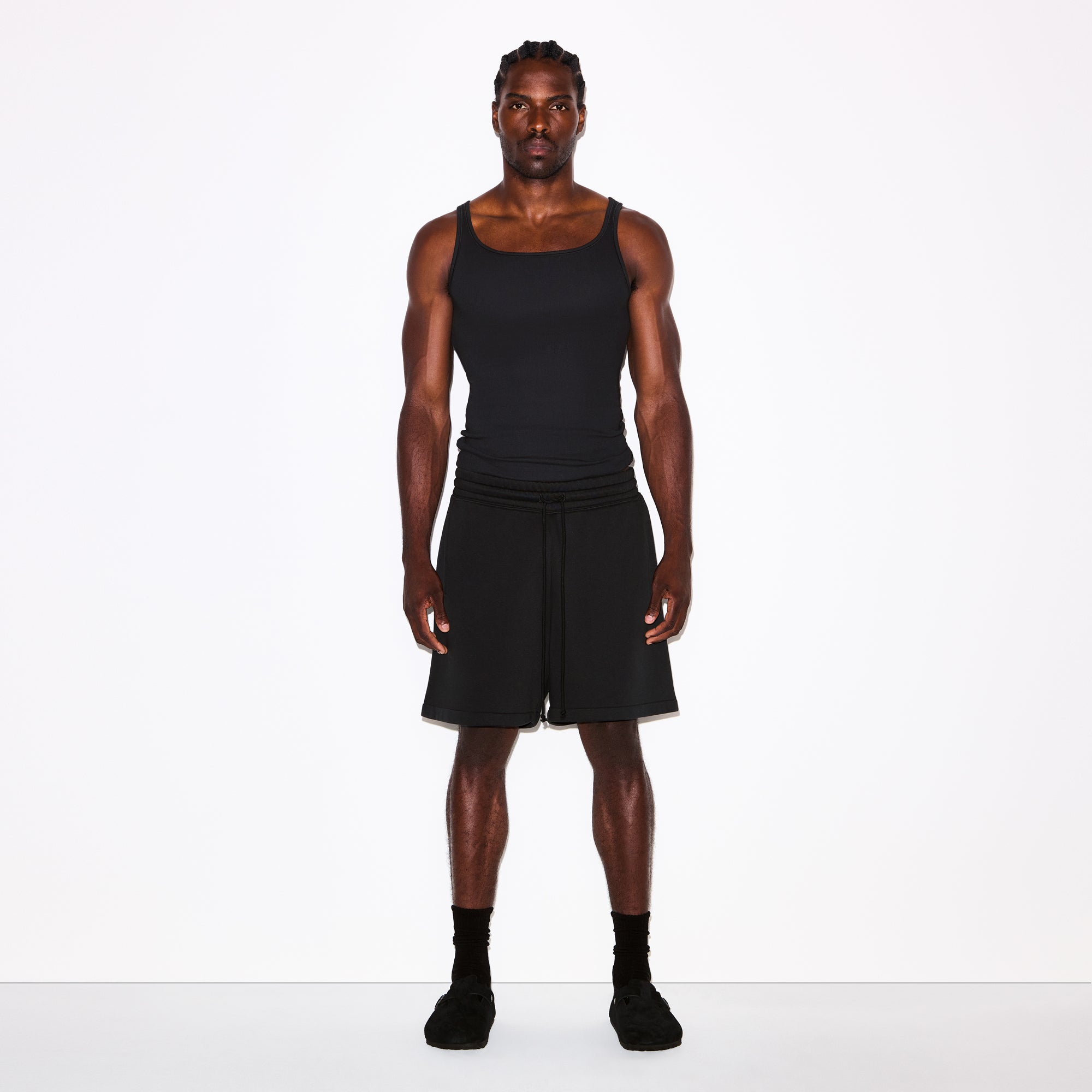 SKIMS FLEECE LOUNGE MENS RELAXED SHORT | WASHED ONYX - Mind Türkiye