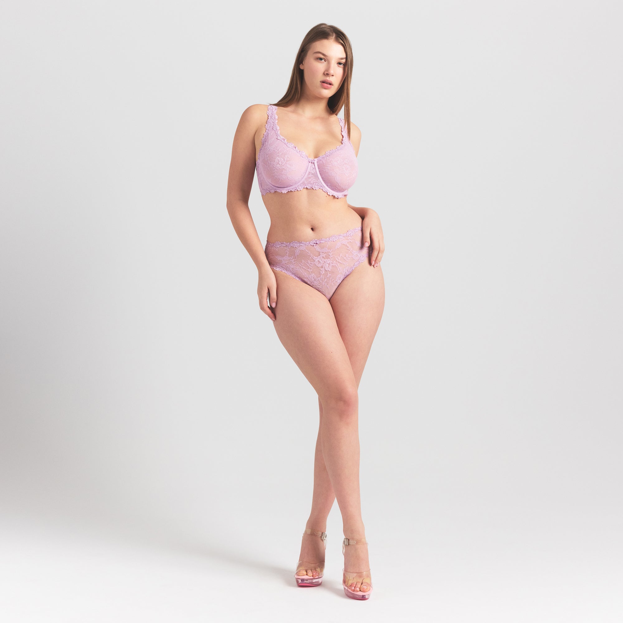 SKIMS STRETCH LACE BRIEF | BABY PINK - Mind Türkiye