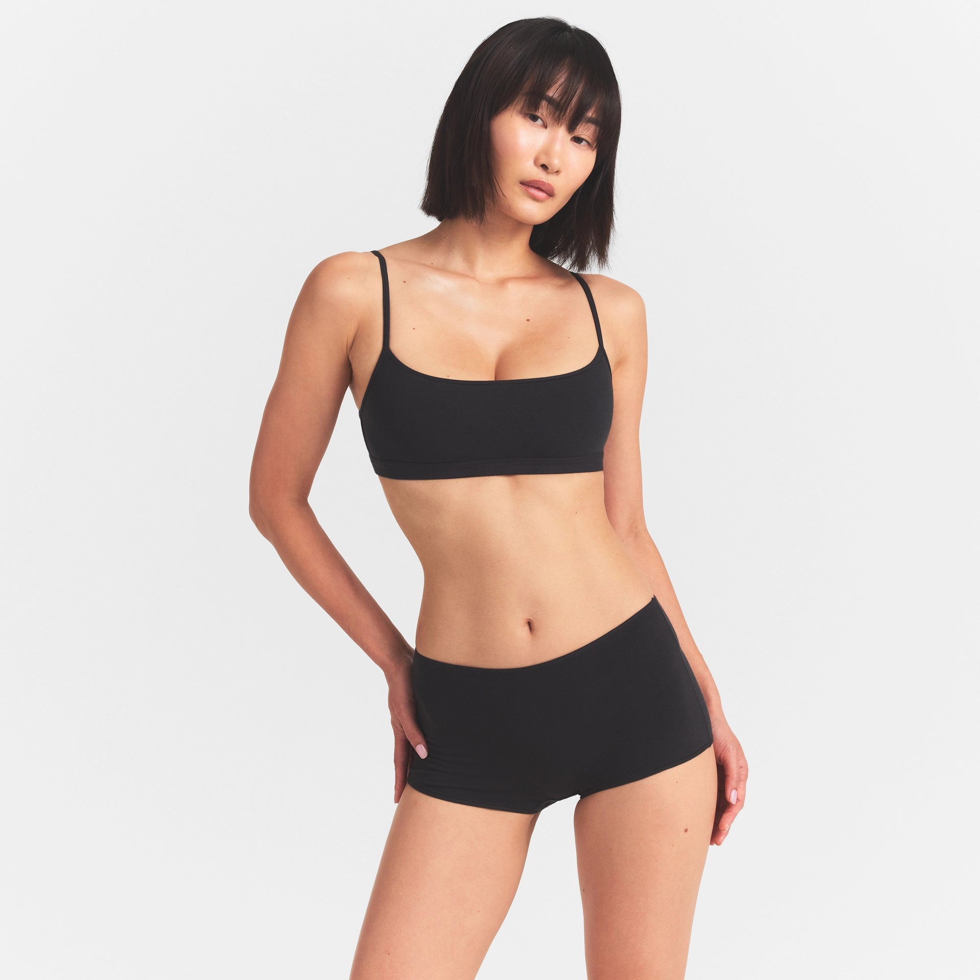 SKIMS EVERYDAY COTTON SCOOP BRALETTE | ONYX - Mind Türkiye