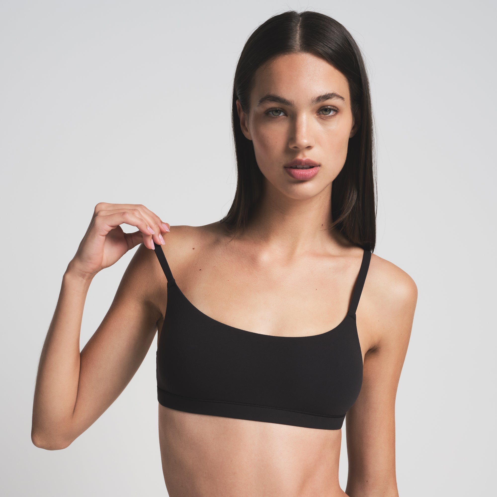 SKIMS FITS EVERYBODY SCOOP BRALETTE | ONYX - Mind Türkiye