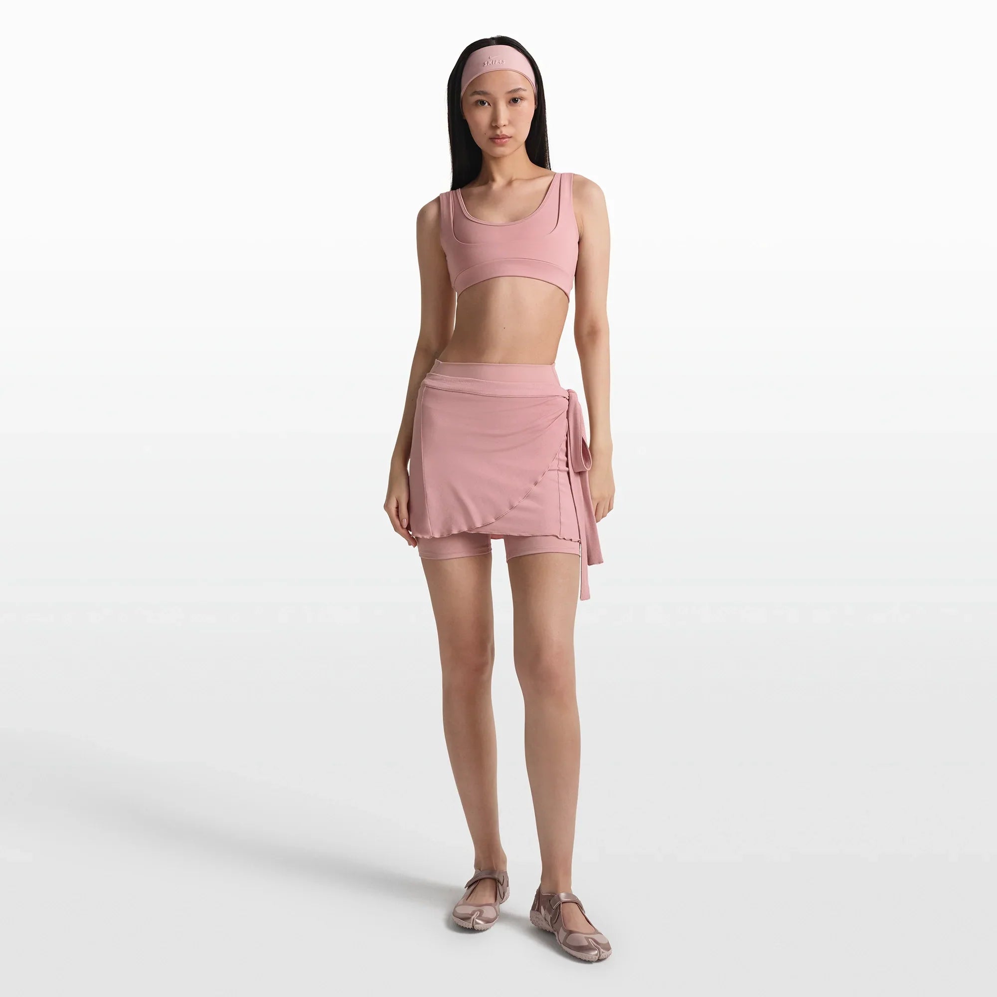 NikeSKIMS MATTE DOUBLE STRAP SCOOP BRA | HIMALAYAN - Mind Türkiye