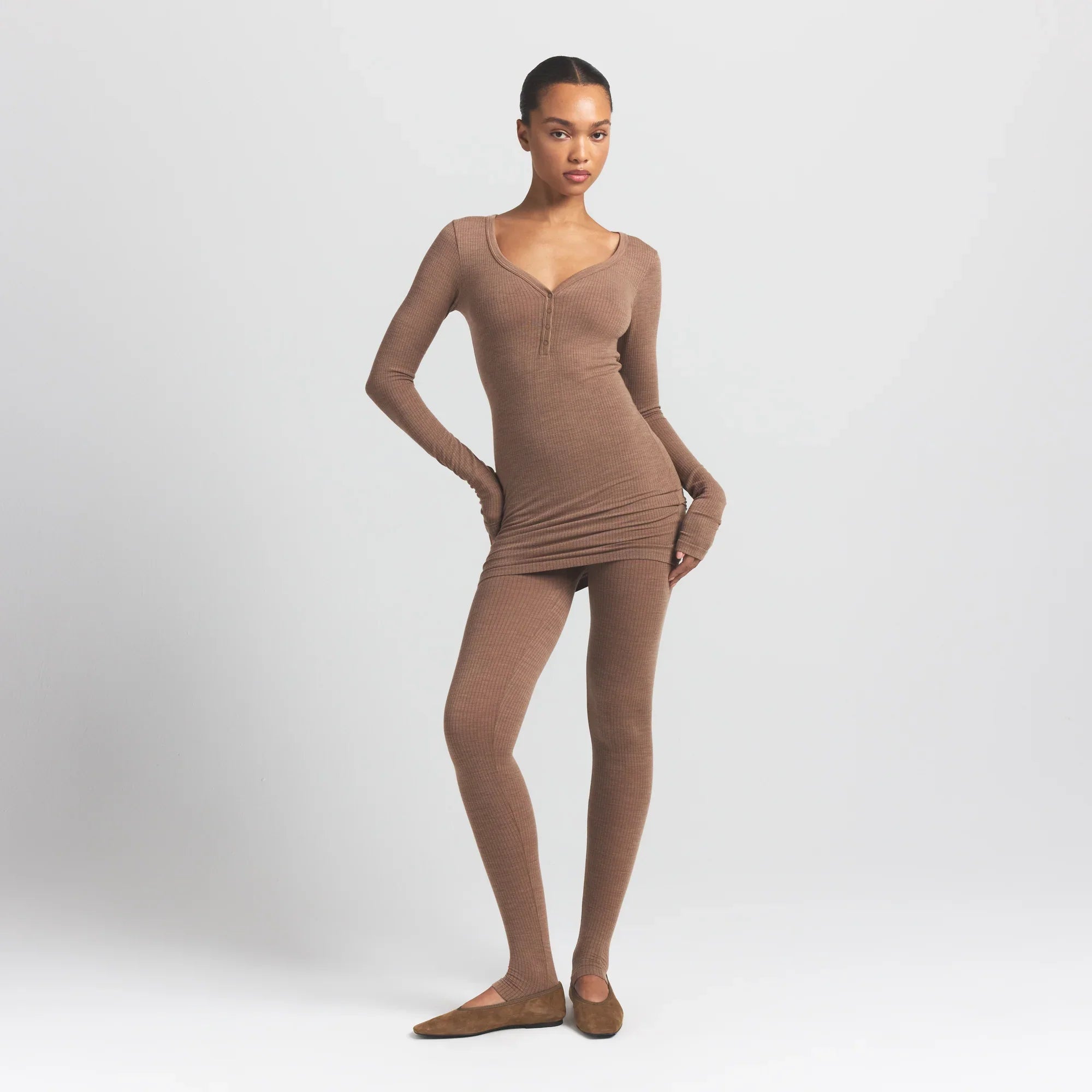 SKIMS WOOL RIB HENLEY DRESS | SIENNA - Mind Türkiye