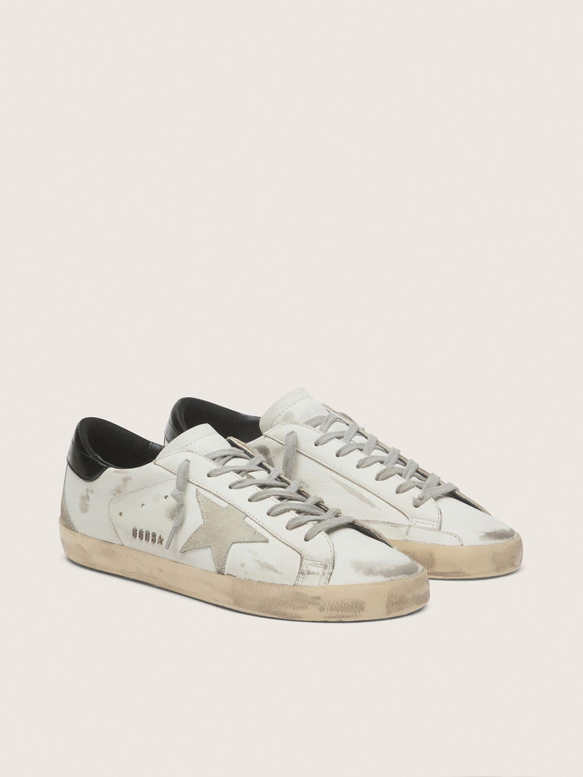 Golden Goose Men’s Super-Star With Black Heel Tab And Metal Stud Lettering - Mind Türkiye