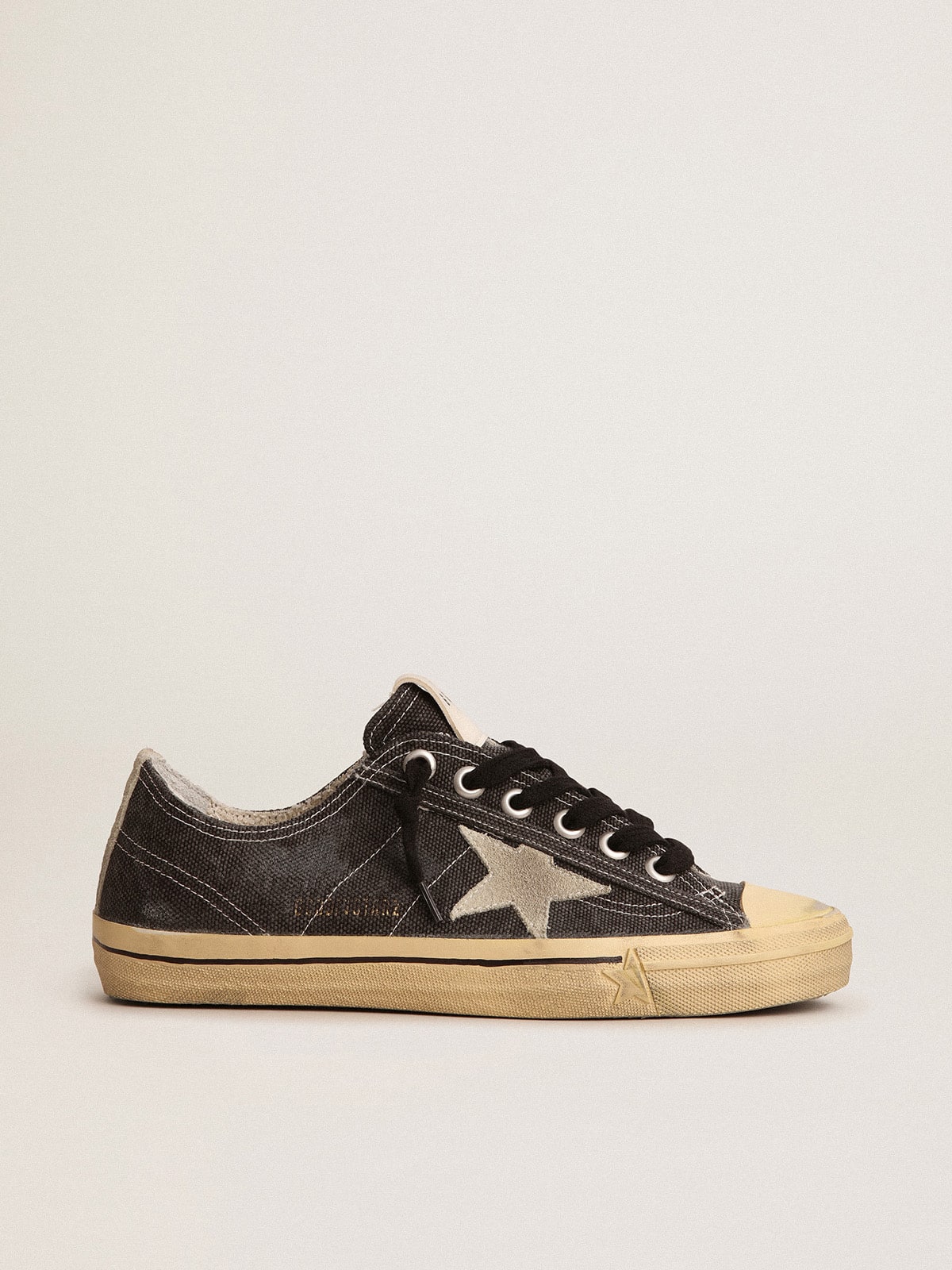 Golden Goose Men’s V-Star In Black Canvas With Ice-Gray Star And Heel - Mind Türkiye