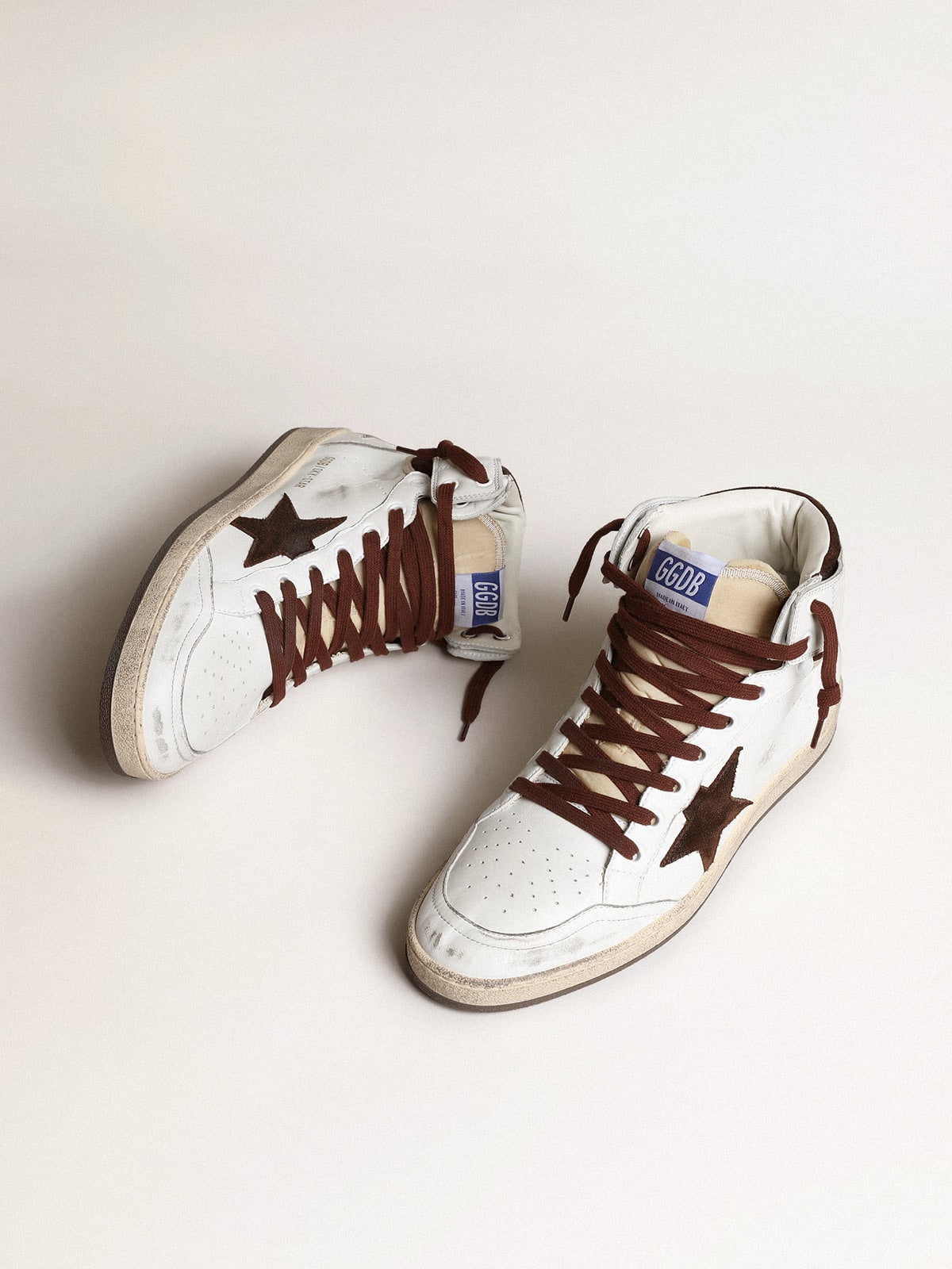 Golden Goose Men’s Sky-Star In White Nappa Leather With A Chocolate Suede Star - Mind Türkiye