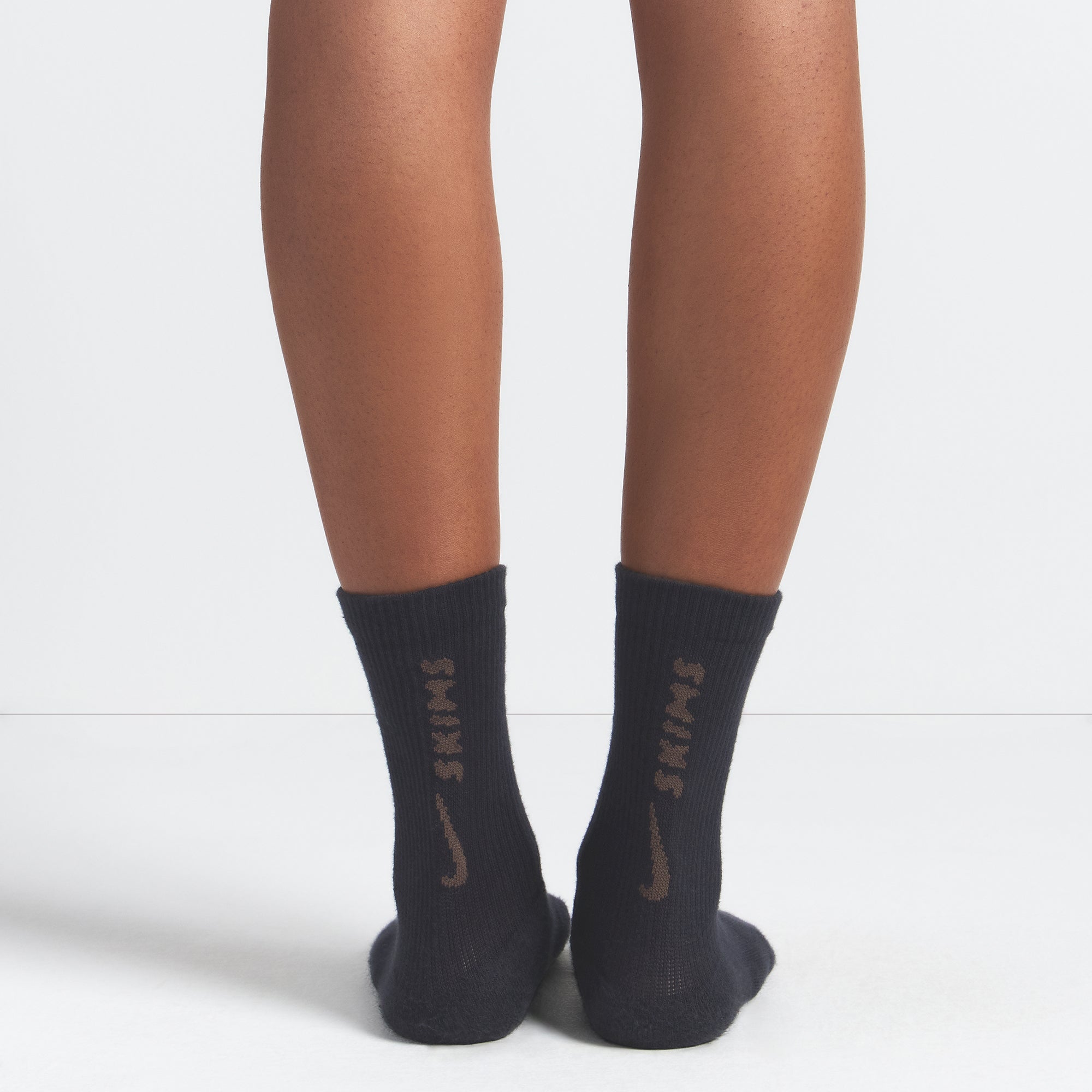 NikeSKIMS ACCESSORIES DRI-FIT CREW SOCK 3-PACK | DARK SEPIA MULTI - Mind Türkiye