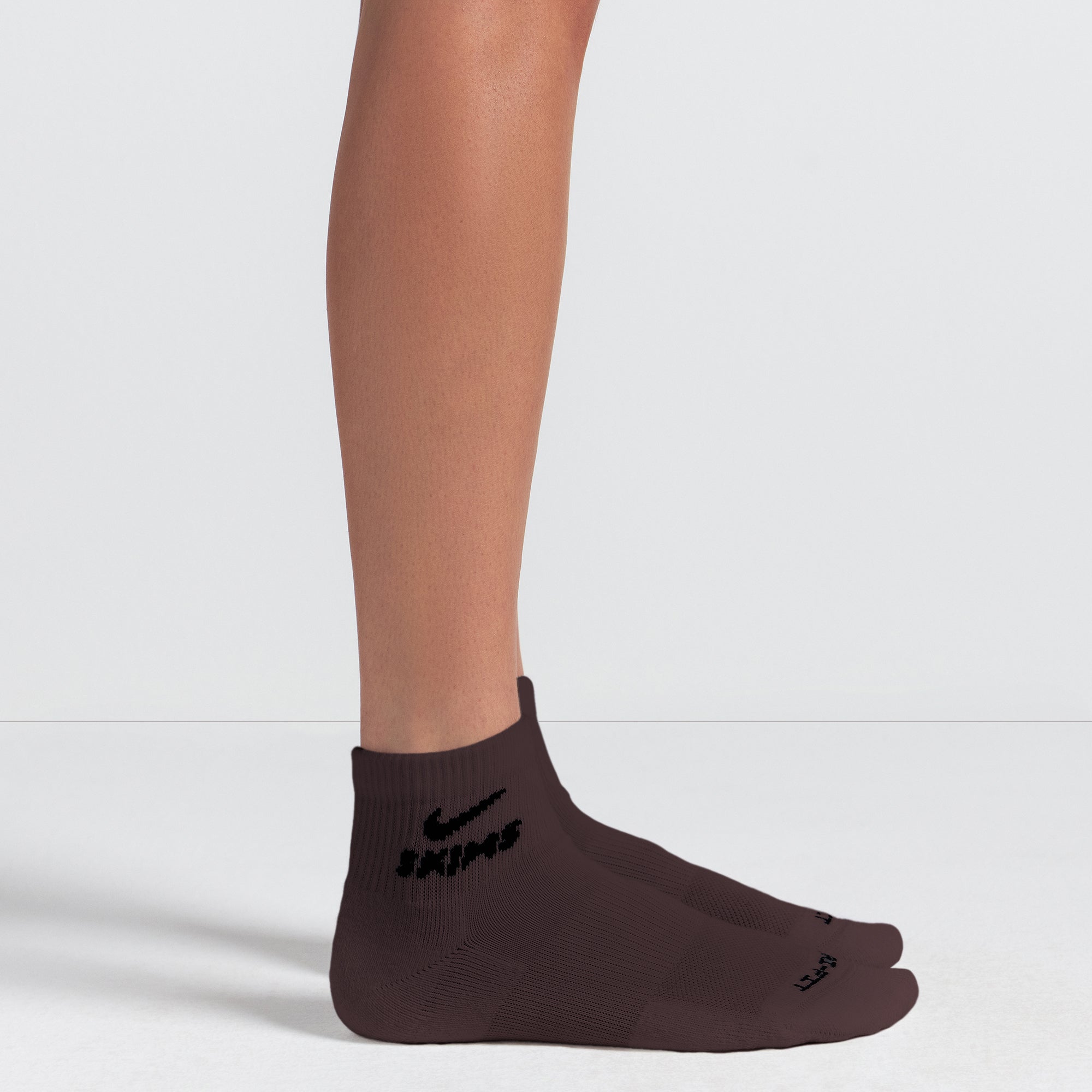 NikeSKIMS ACCESSORIES DRI-FIT QUARTER CREW SOCK 3-PACK | DARK SEPIA MULTI - Mind Türkiye