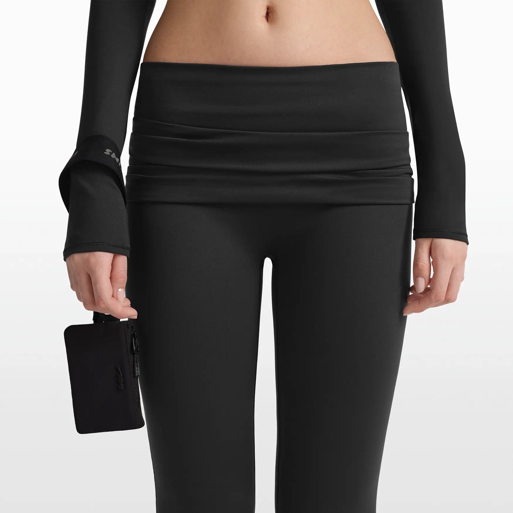 NikeSKIMS ACCESSORIES CLIPPABLE POUCH | OBSIDIAN - Mind Türkiye