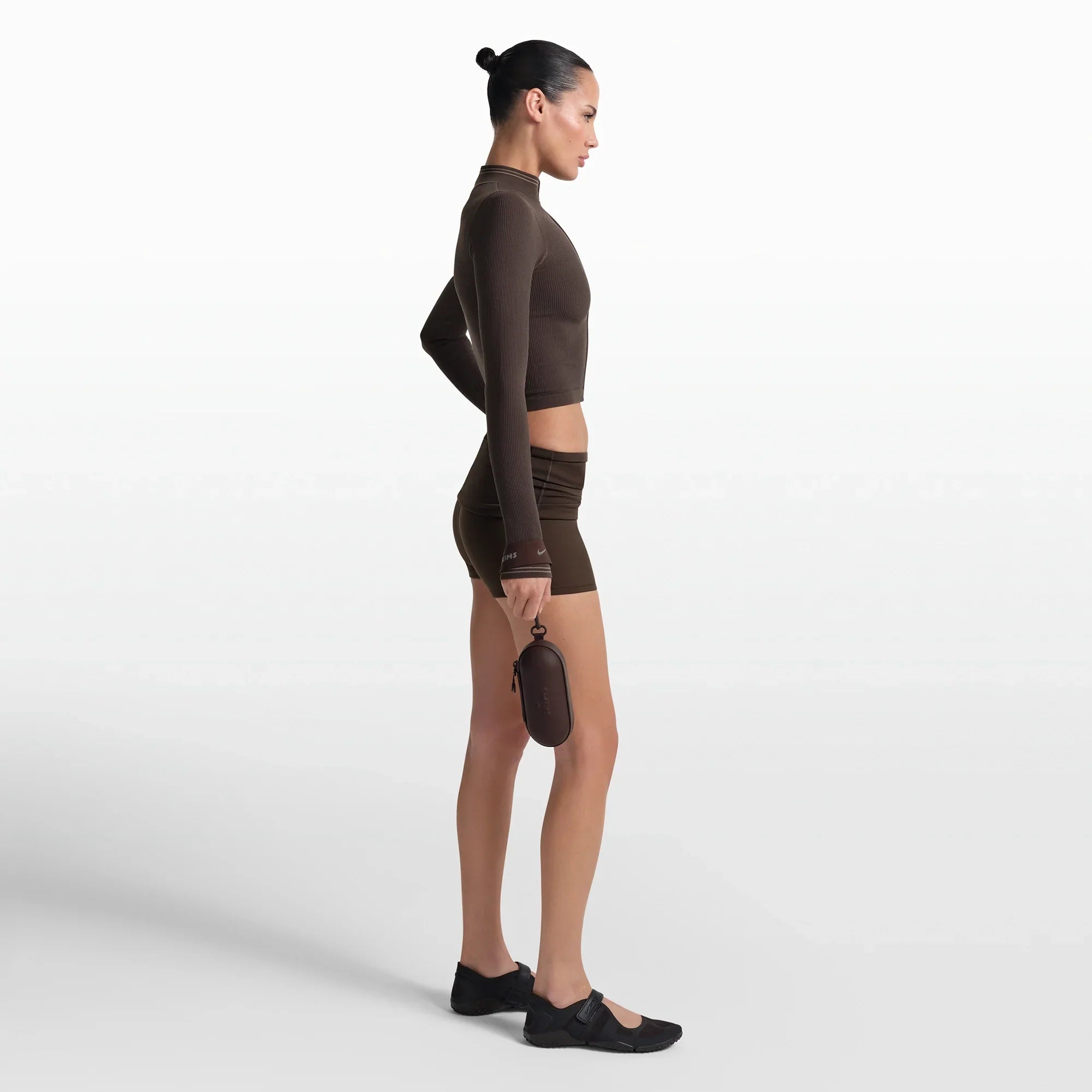 NikeSKIMS ACCESSORIES HARDSHELL GLASSES CASE | PHOENIX - Mind Türkiye