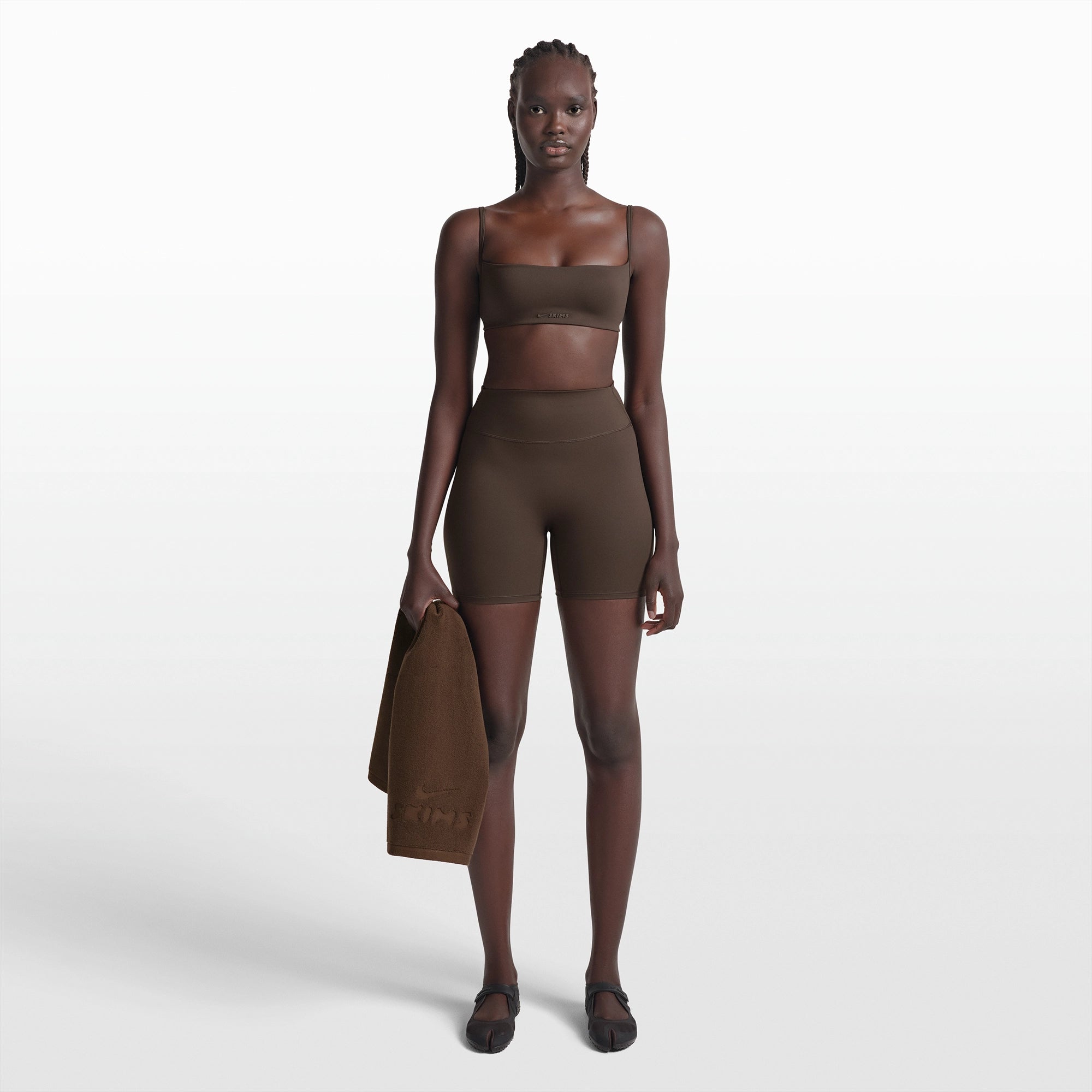 NikeSKIMS ACCESSORIES SMALL TOWEL | DARK SEPIA - Mind Türkiye