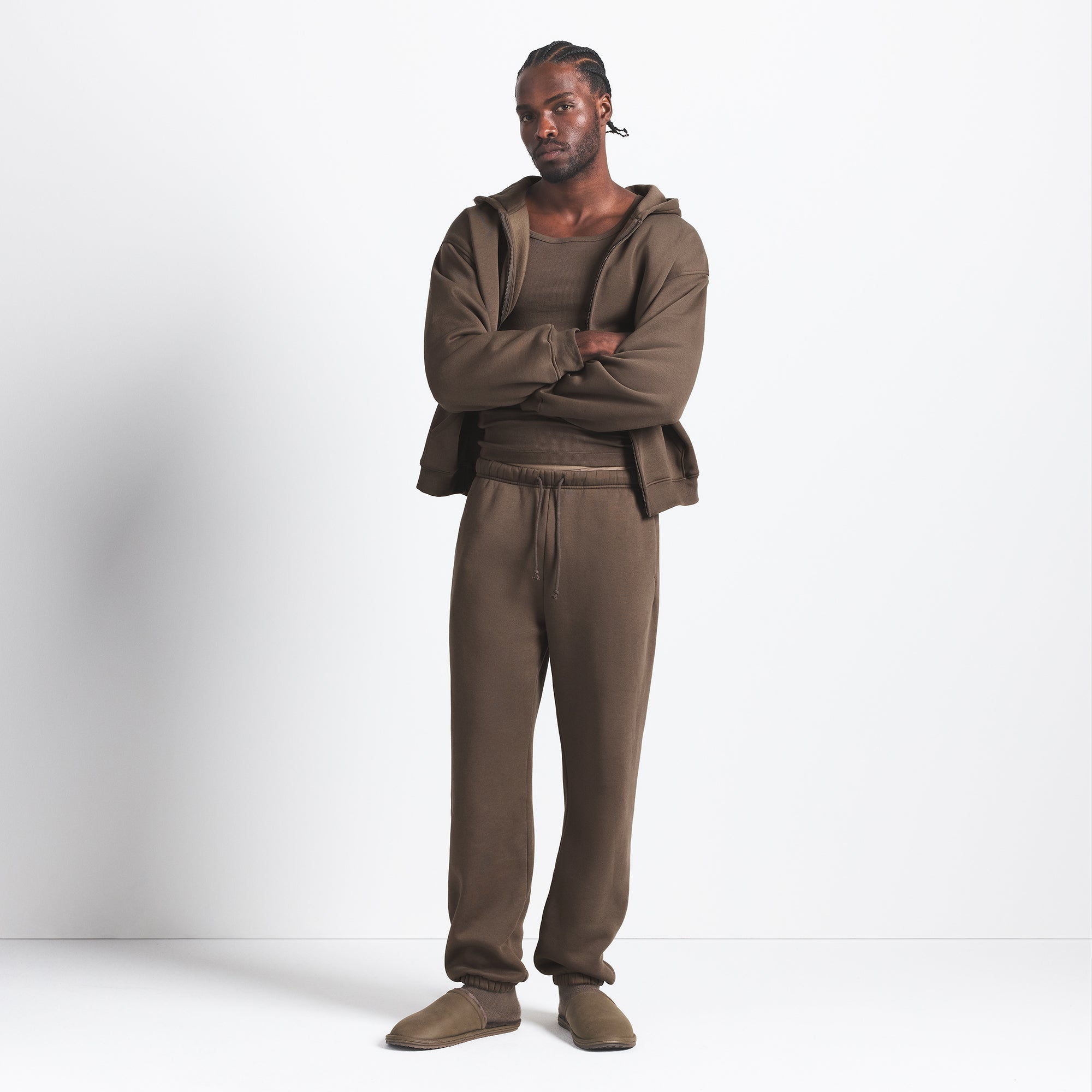 SKIMS FLEECE LOUNGE MENS RELAXED JOGGER | DRIFTWOOD - Mind Türkiye