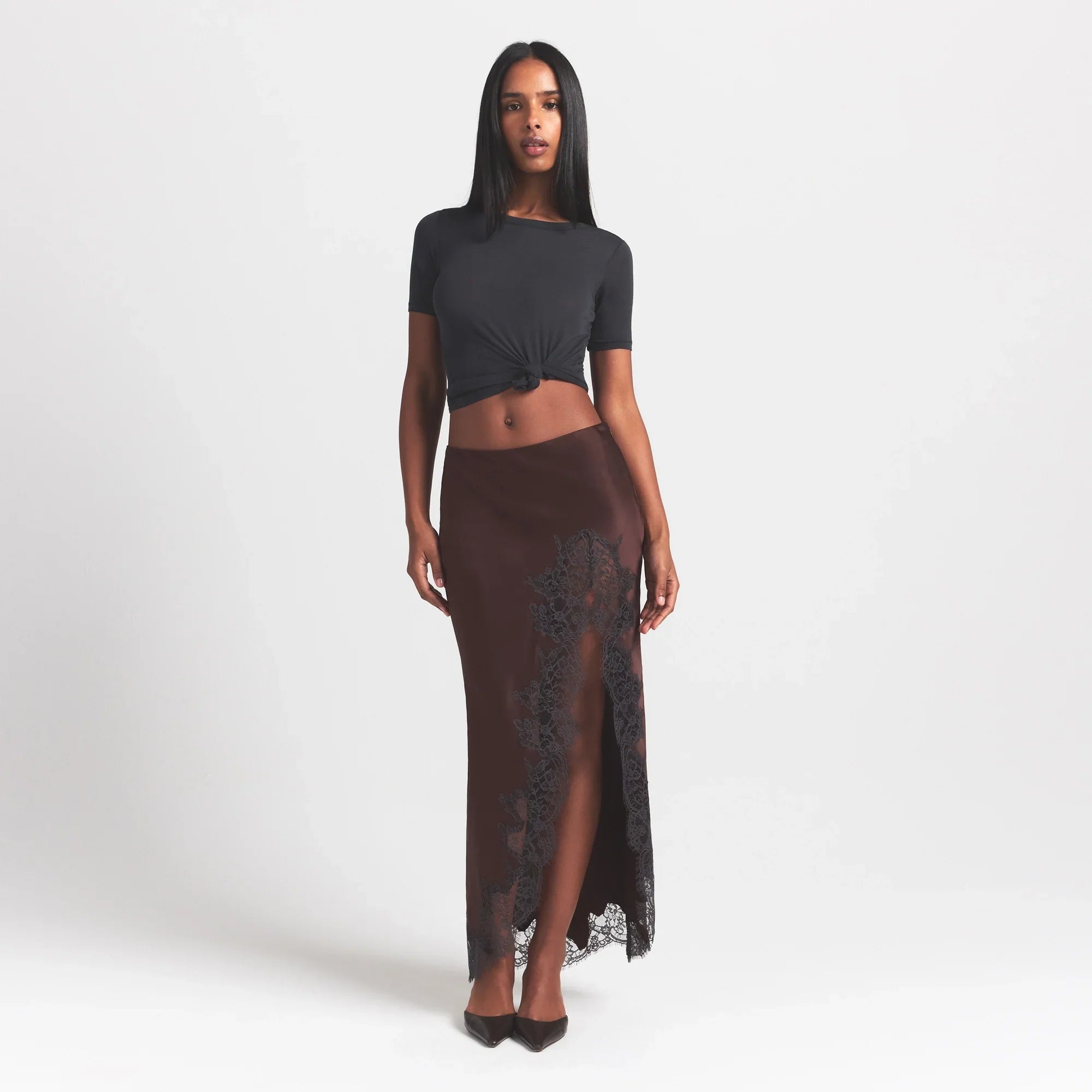 SKIMS SILK LACE SLIP MIDI SKIRT | ESPRESSO CONTRAST - Mind Türkiye