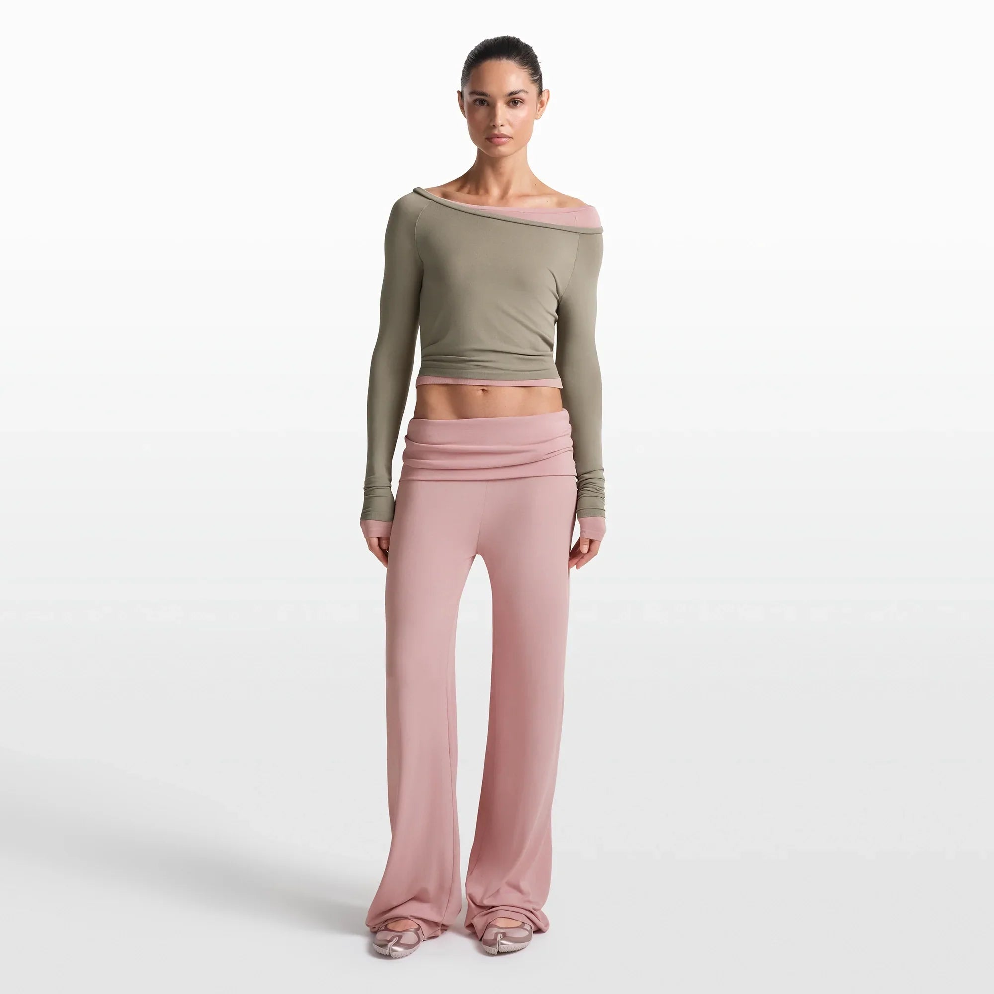 NikeSKIMS STRETCH KNIT LONG SLEEVE BOATNECK TOP | DUNE - Mind Türkiye