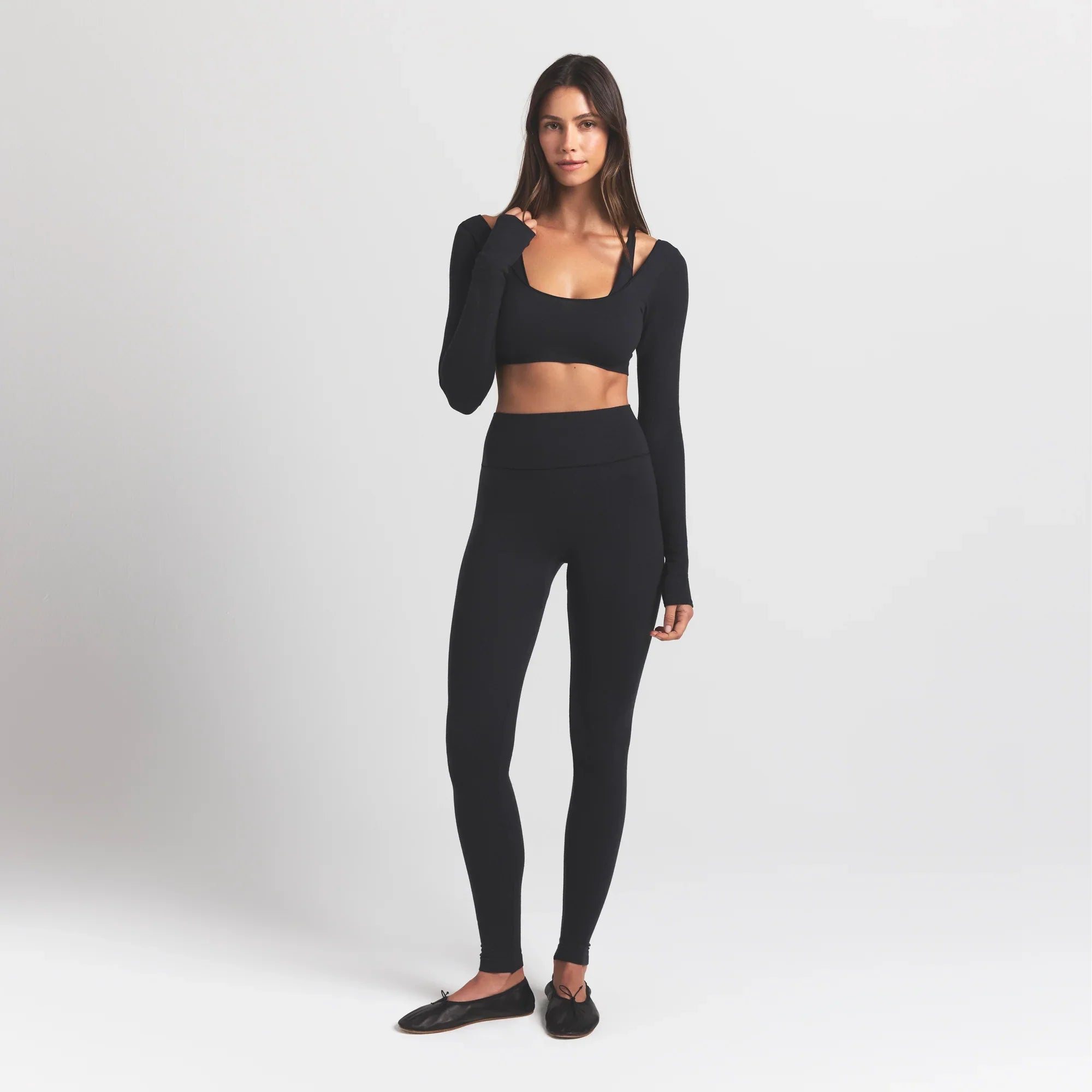 SKIMS WOOL RIB LONG SLEEVE SUPER CROPPED TOP | OBSIDIAN - Mind Türkiye