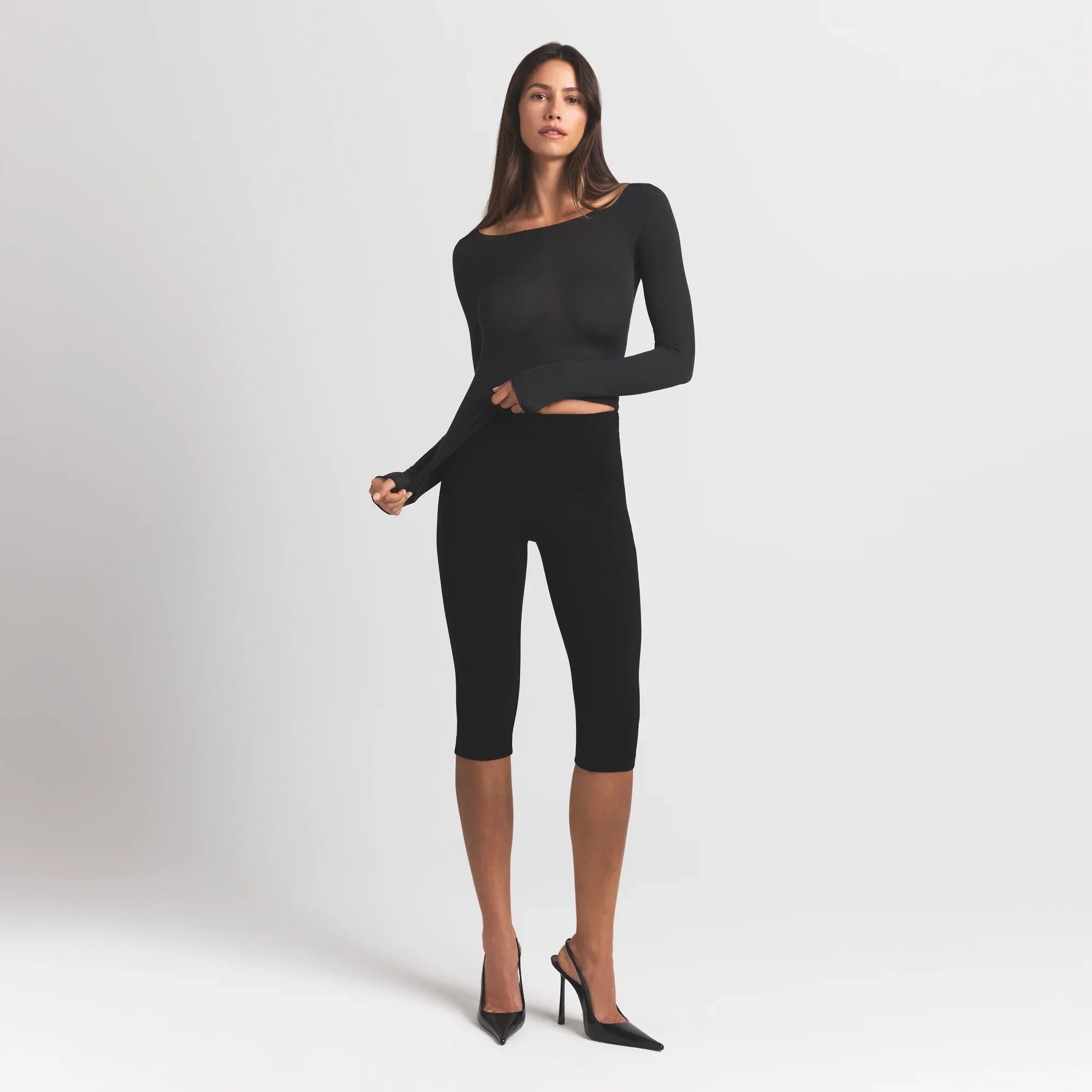 SKIMS SHEER MODAL LONG SLEEVE BOATNECK TOP | ONYX - Mind Türkiye
