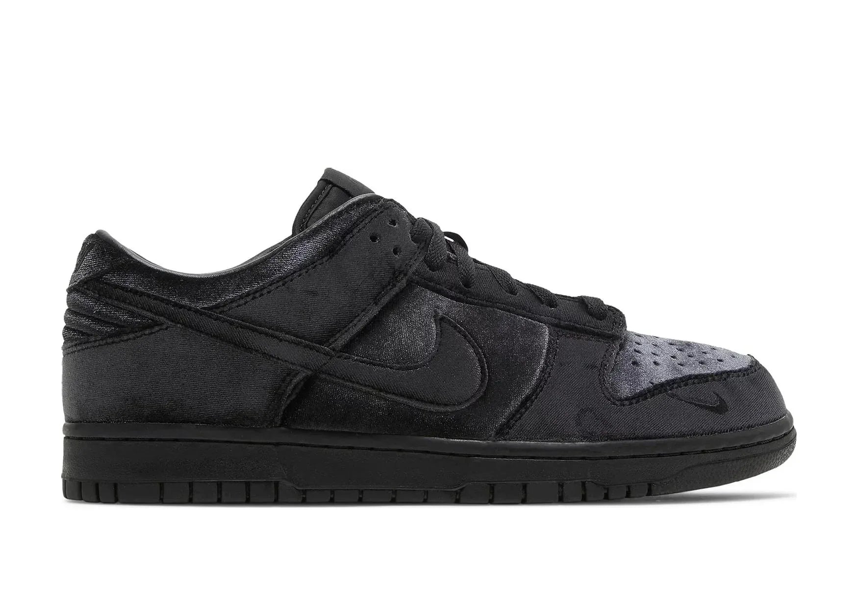 Nike Dunk Low Dover Street Market Triple Black Velvet