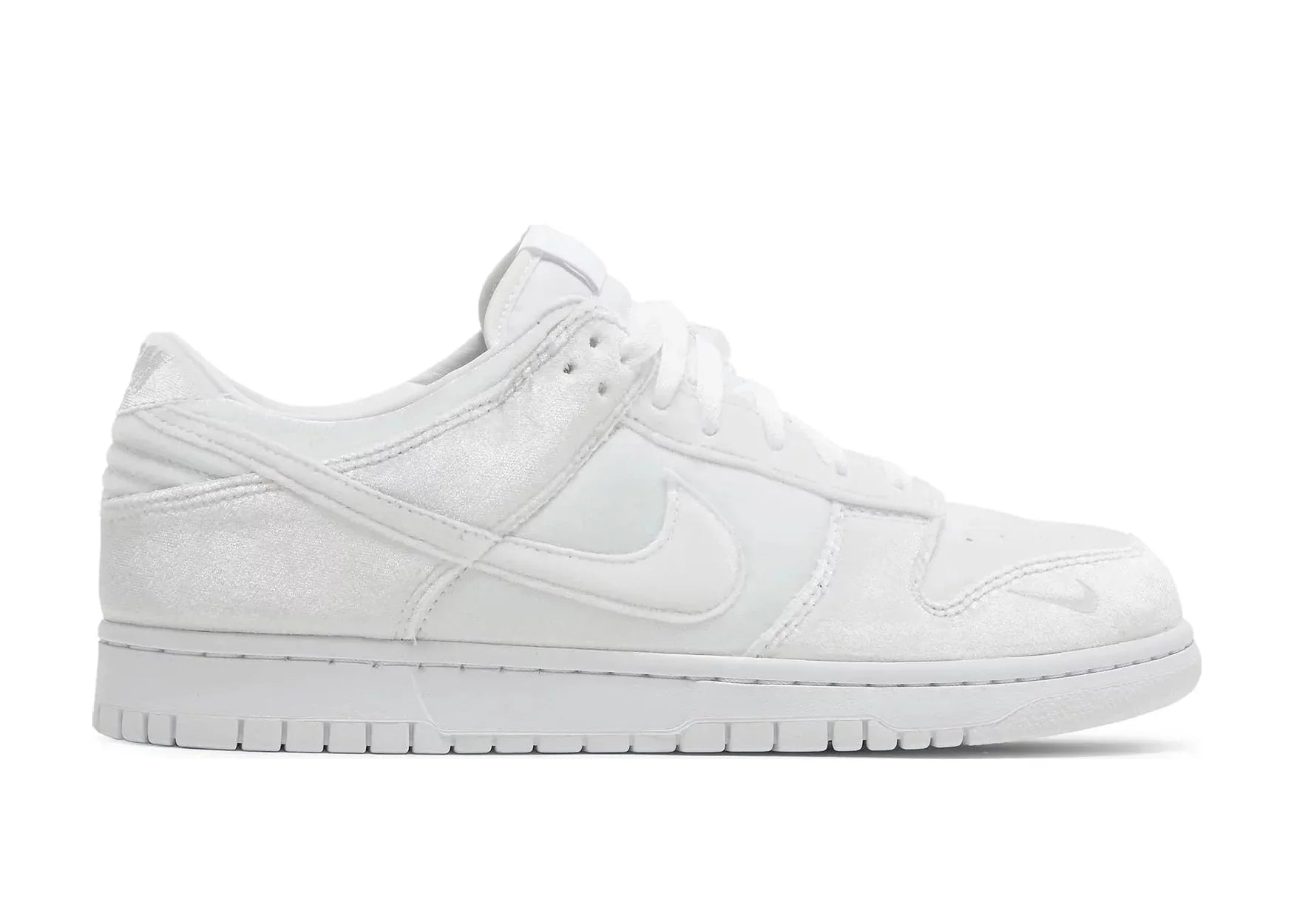 Nike Dunk Low Dover Street Market Triple White Velvet