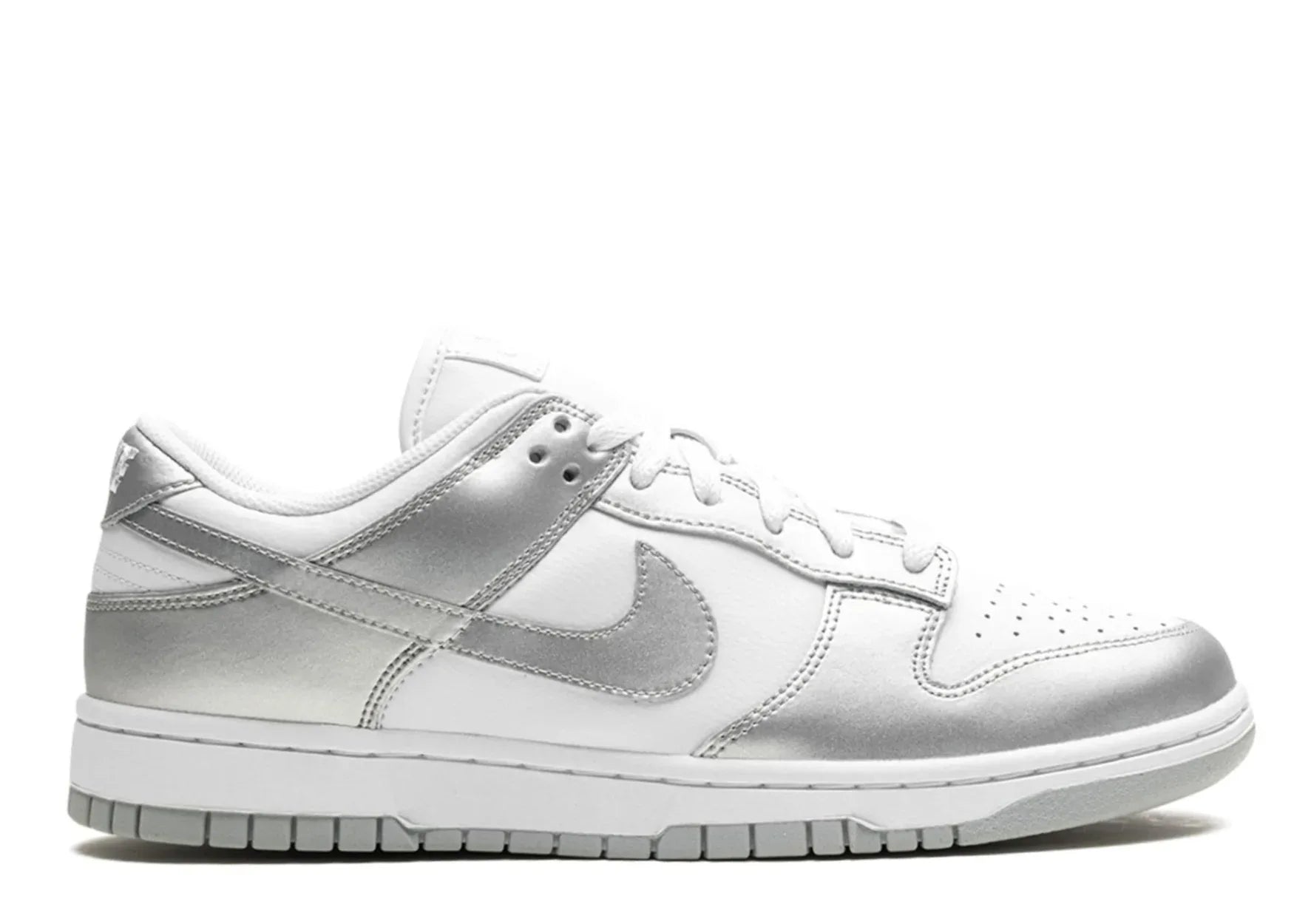 Nike Dunk Low Metallic Silver