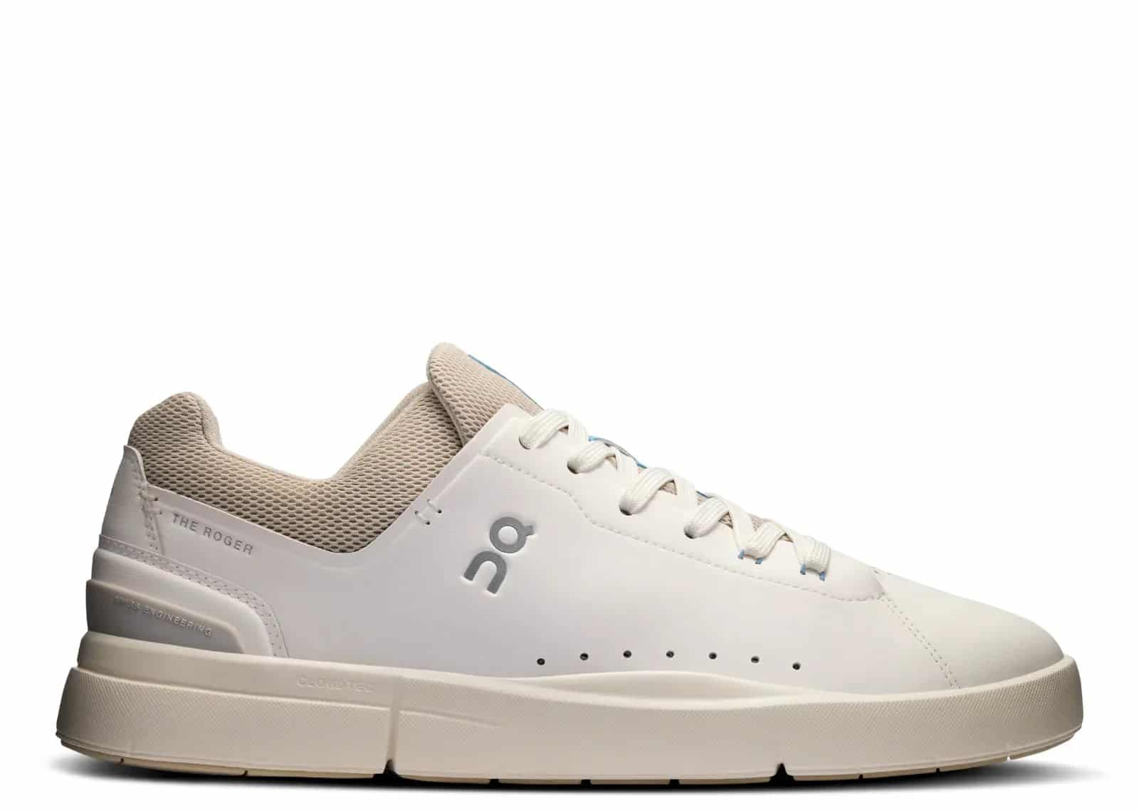 On Running The Roger Advantage White Sand