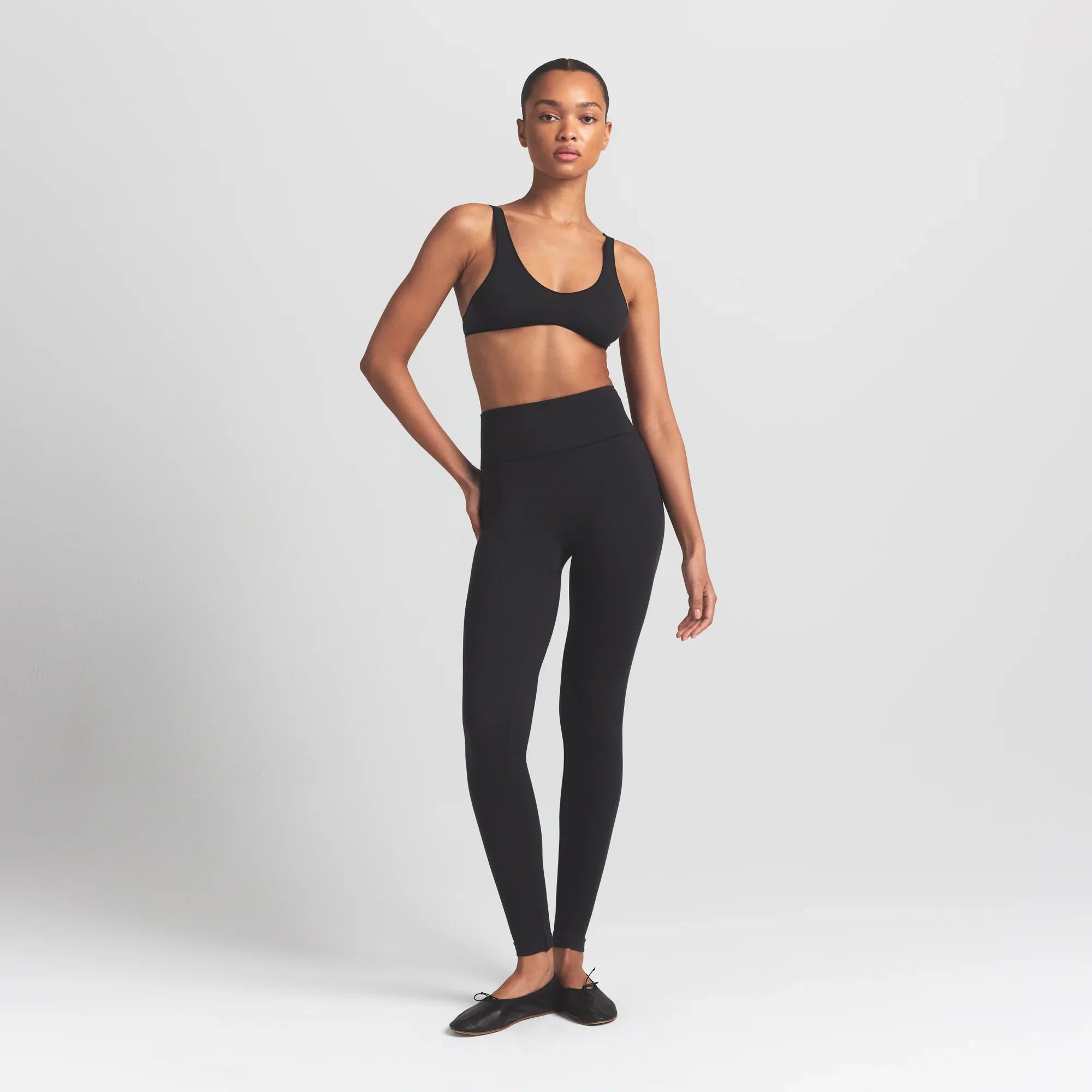 SKIMS WOOL RIB BRALETTE | OBSIDIAN - Mind Türkiye