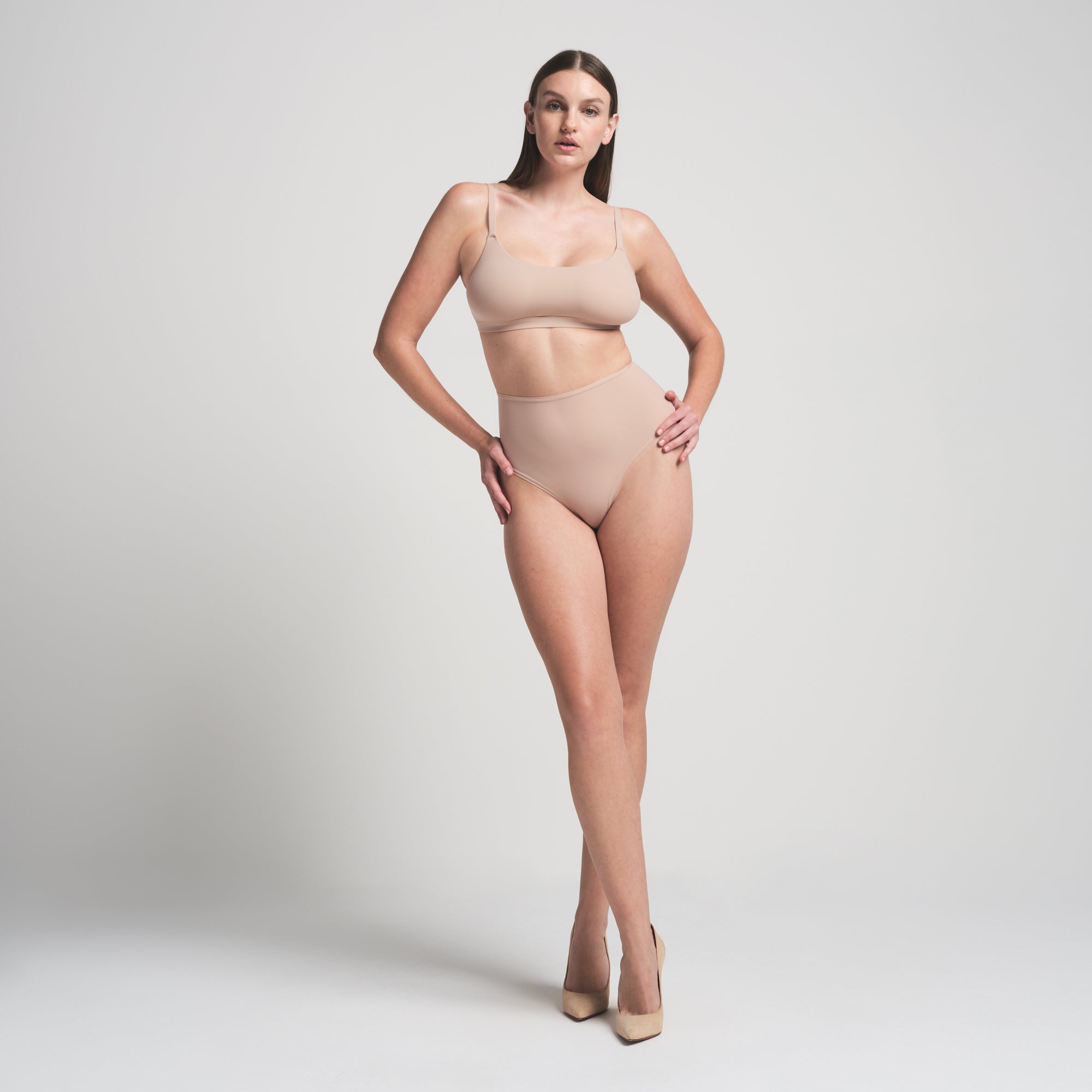 SKIMS FITS EVERYBODY HIGH-WAISTED THONG | MICA - Mind Türkiye