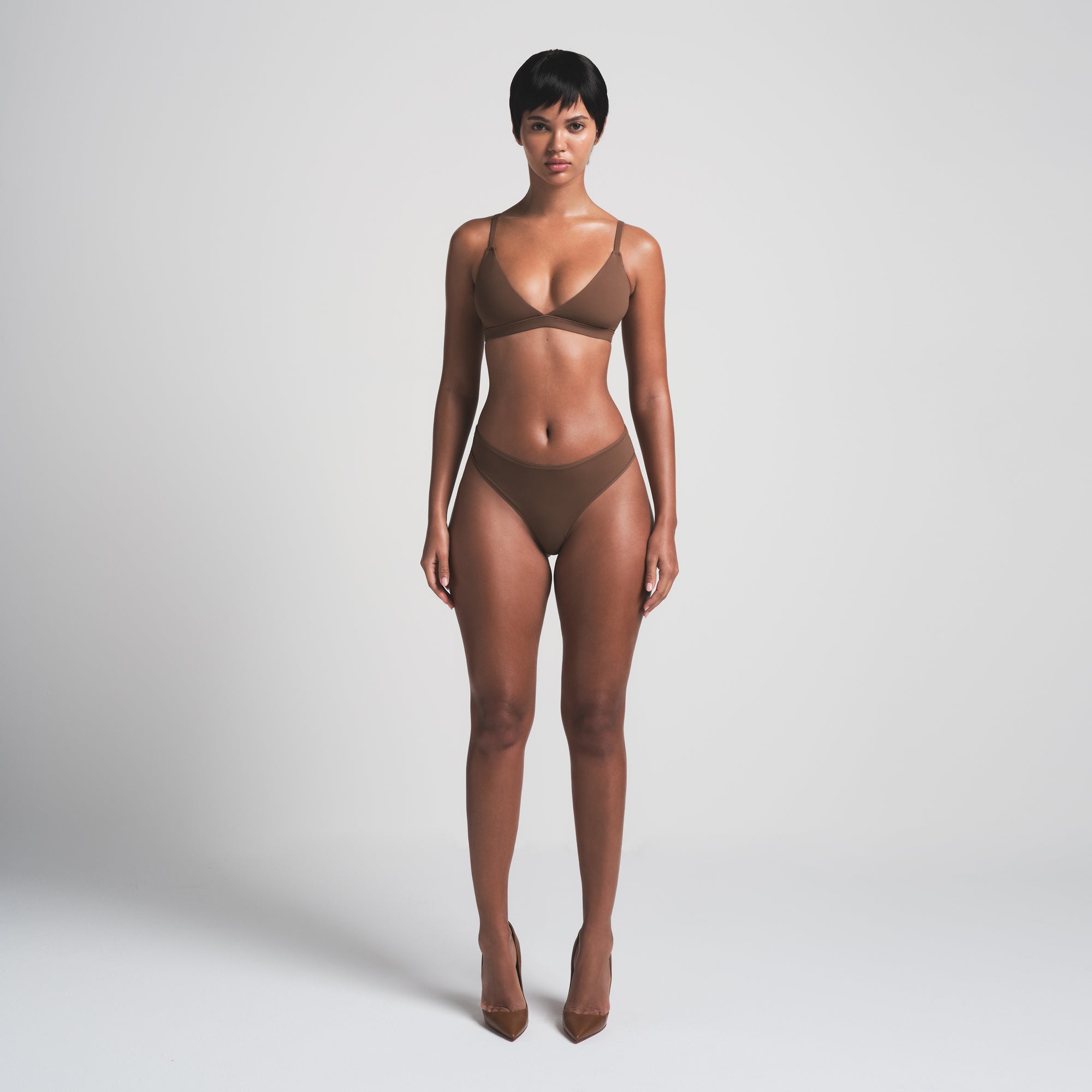 SKIMS FITS EVERYBODY THONG | JASPER - Mind Türkiye