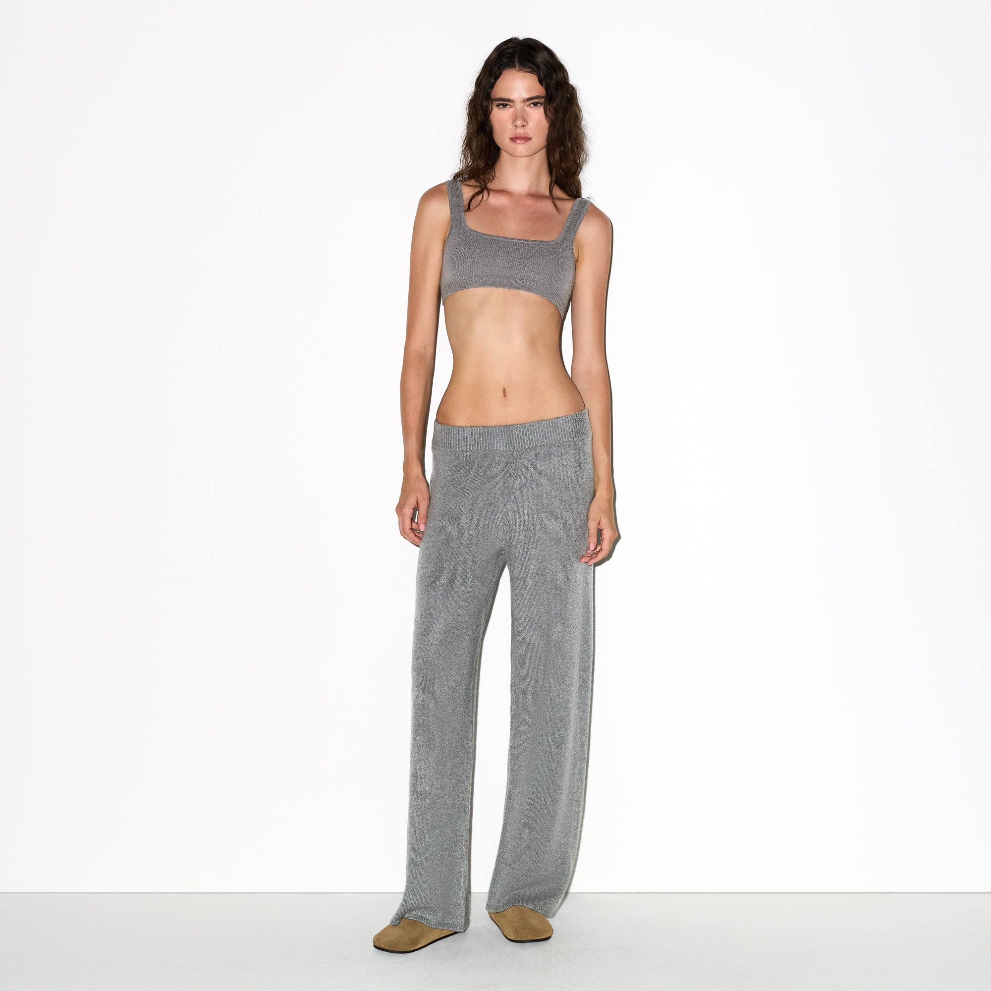 SKIMS CASHMERE WIDE LEG PANT | DARK HEATHER GREY - Mind Türkiye