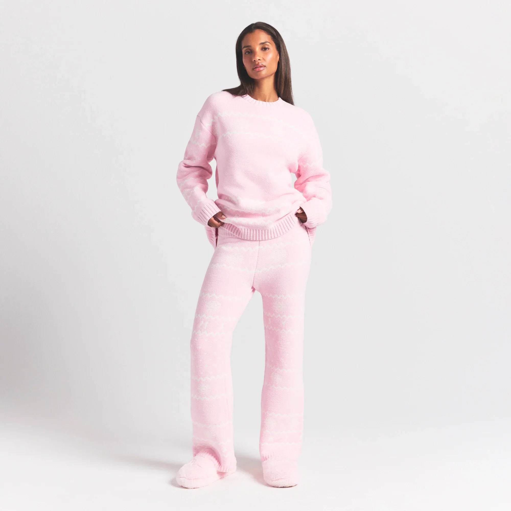 SKIMS COZY LIGHT PANT | BABY PINK HEART FAIR ISLE - Mind Türkiye