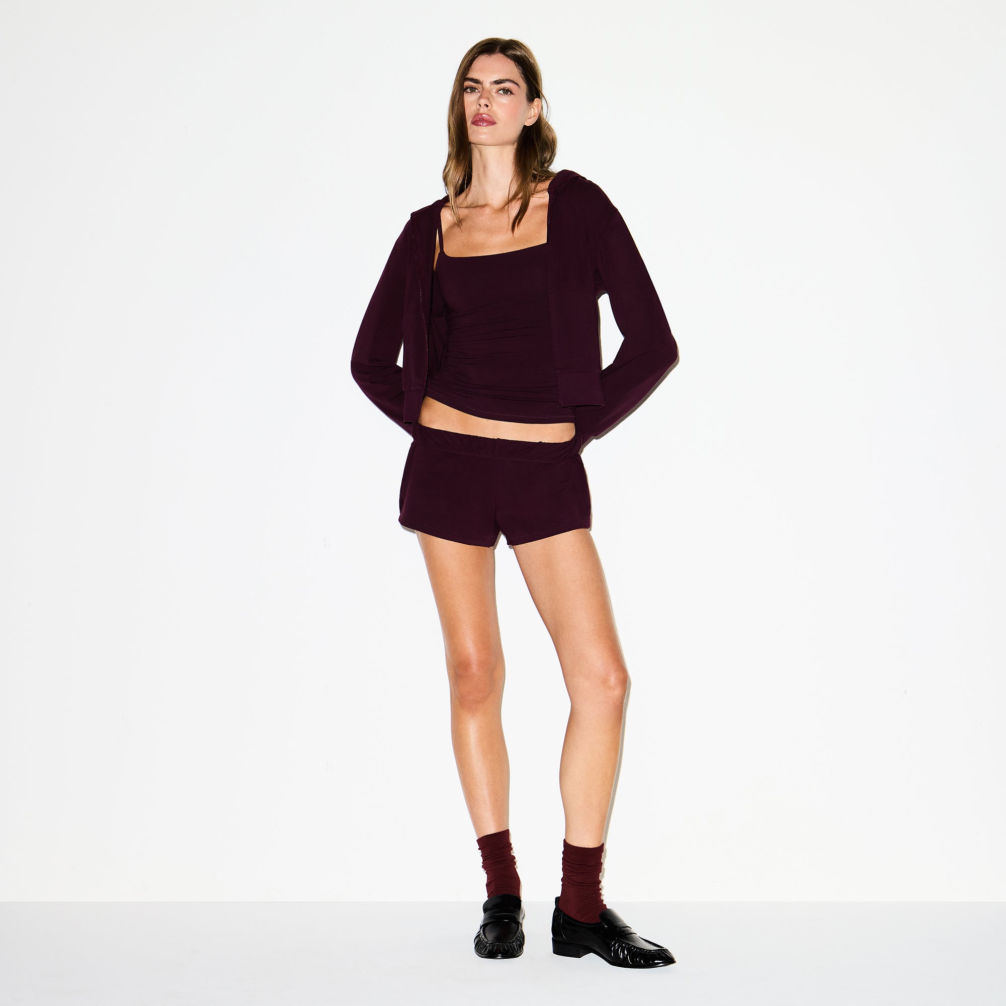SKIMS COTTON JERSEY LOOSE SHORT | CURRANT - Mind Türkiye