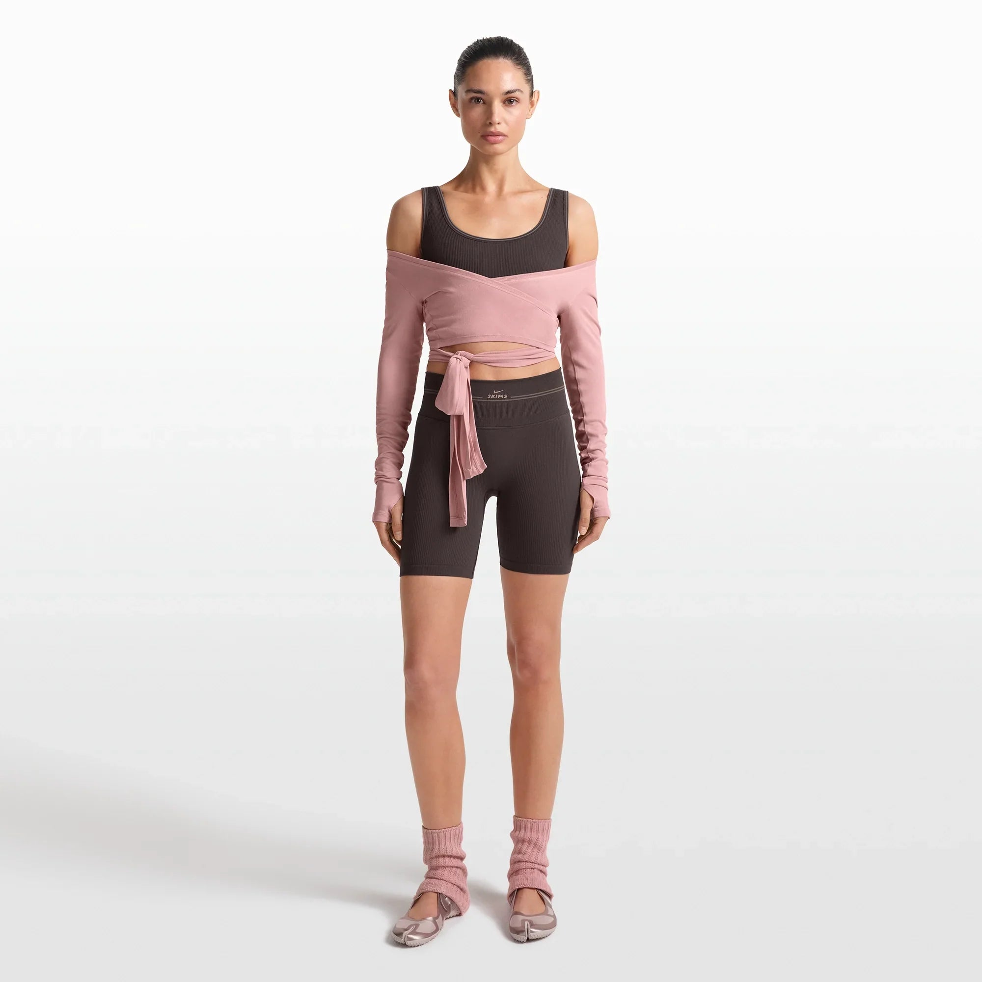 NikeSKIMS RIBBED SEAMLESS 5″ BIKER SHORT | PHOENIX - Mind Türkiye