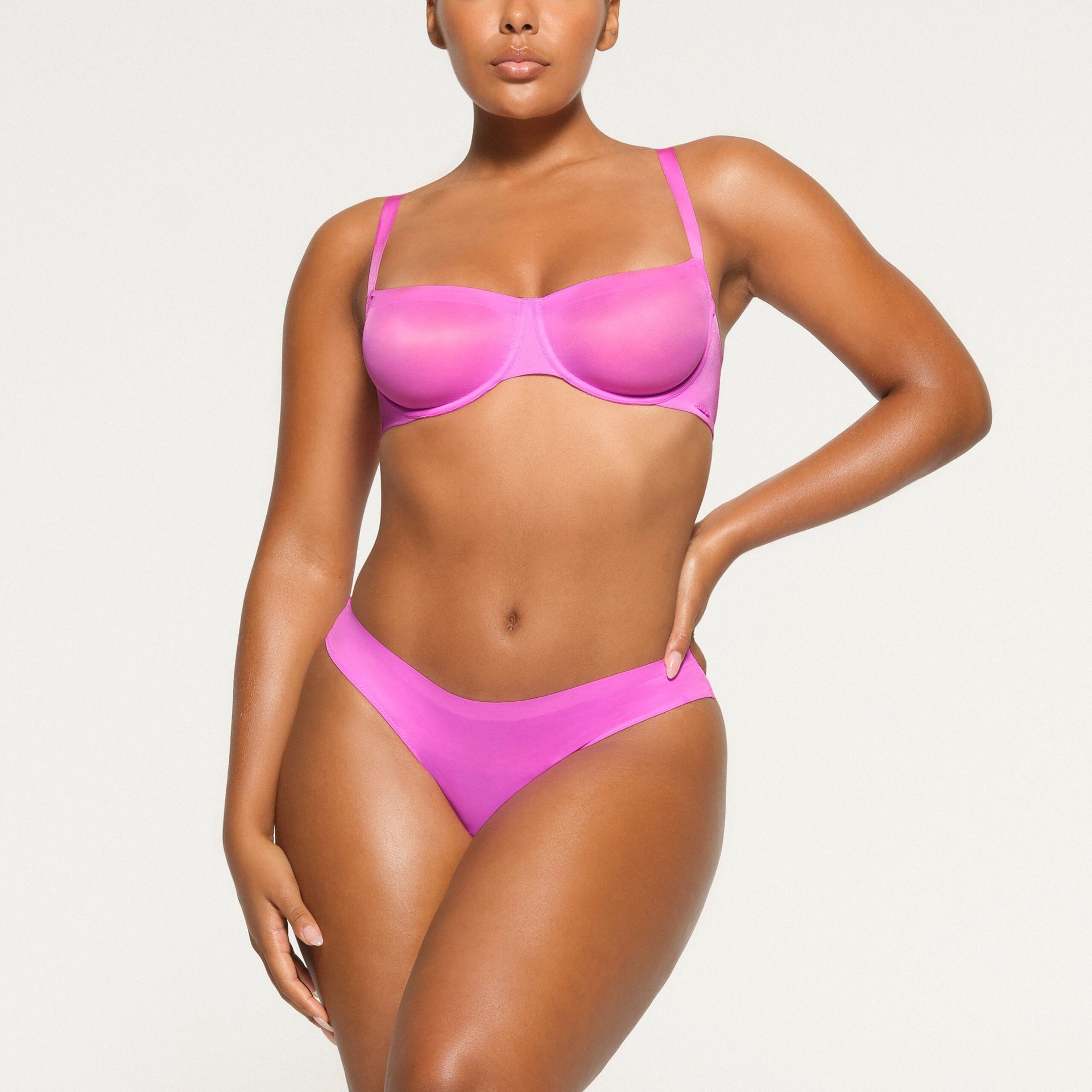 SKIMS NO SHOW UNLINED BALCONETTE BRA | PINK - Mind Türkiye