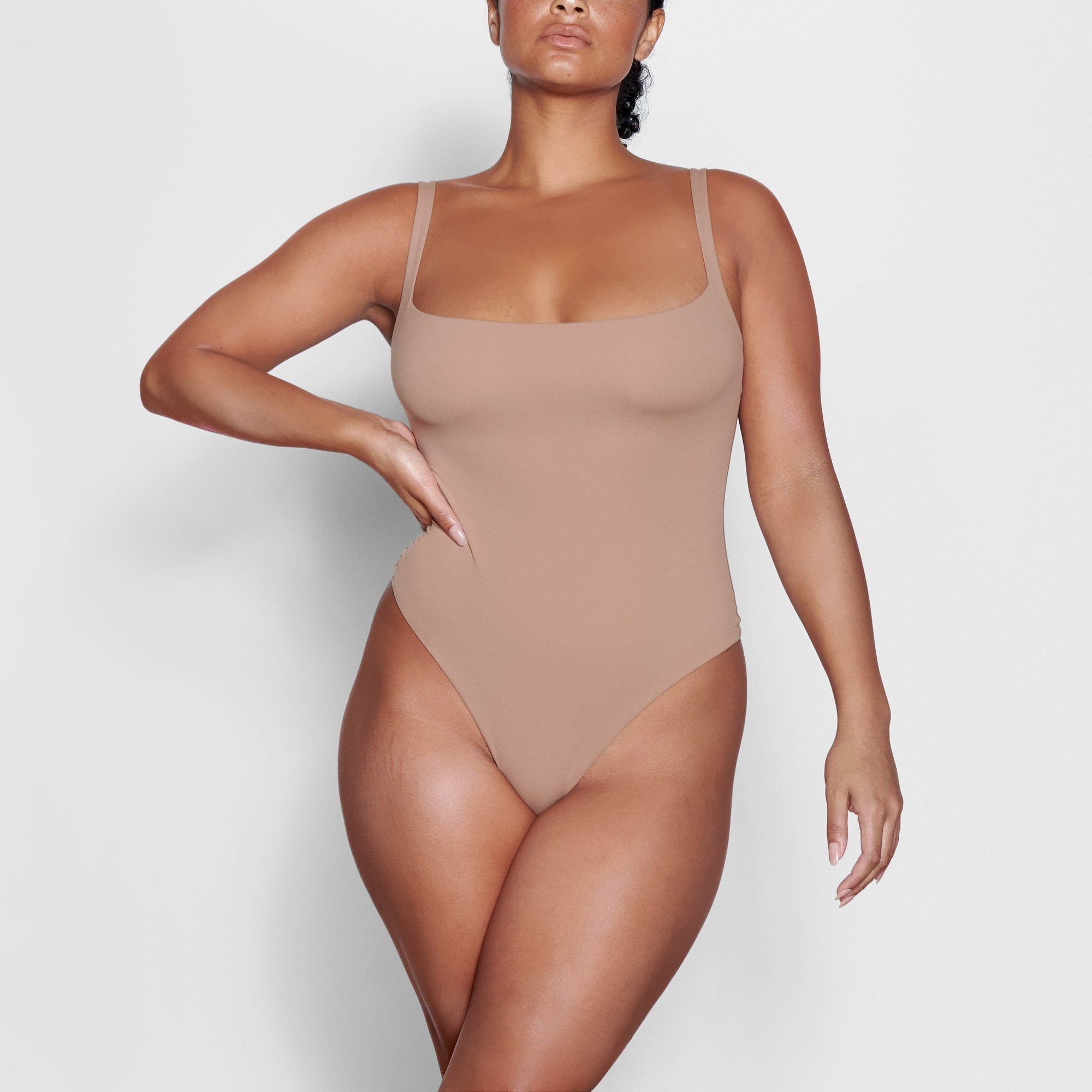 SKIMS FITS EVERYBODY SQUARE NECK BODYSUIT | SIENNA - Mind Türkiye