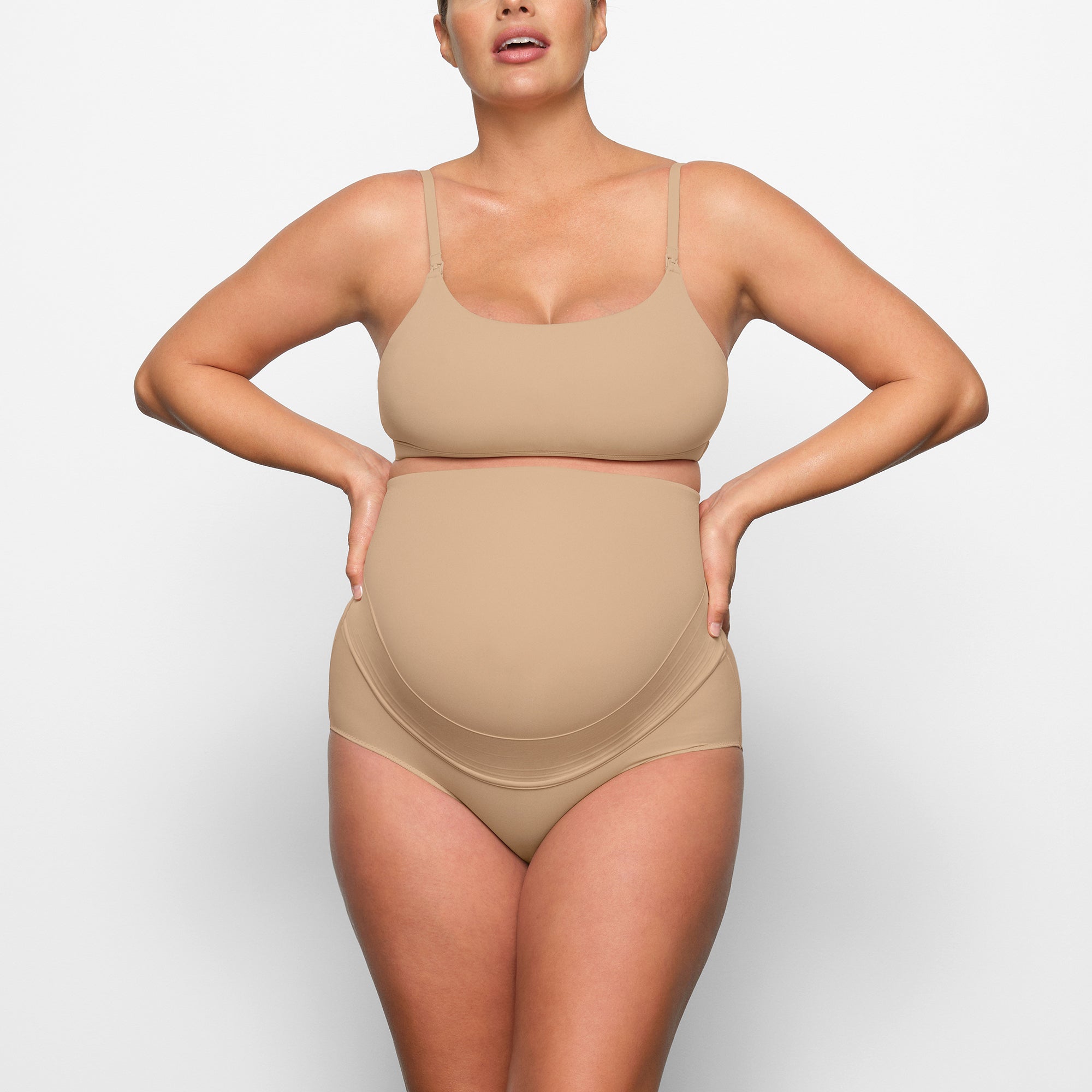 SKIMS FITS EVERYBODY MATERNITY PUMPING SCOOP BRALETTE | CLAY - Mind Türkiye