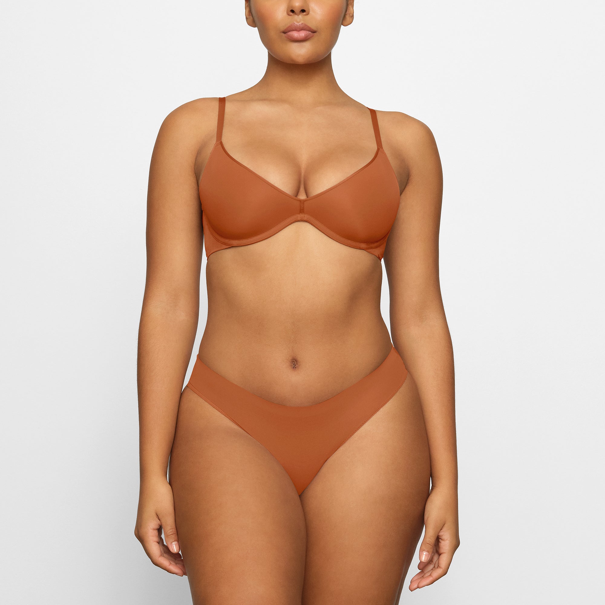 SKIMS WEIGHTLESS SCOOP BRA | BRONZE - Mind Türkiye