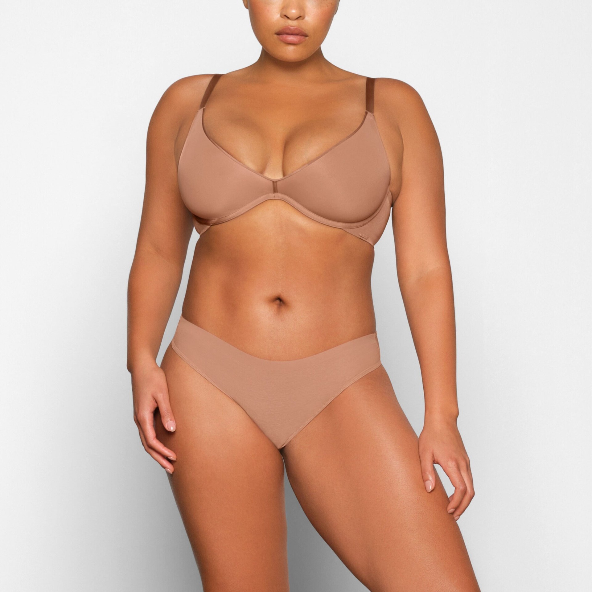 SKIMS WEIGHTLESS SCOOP BRA | SIENNA - Mind Türkiye